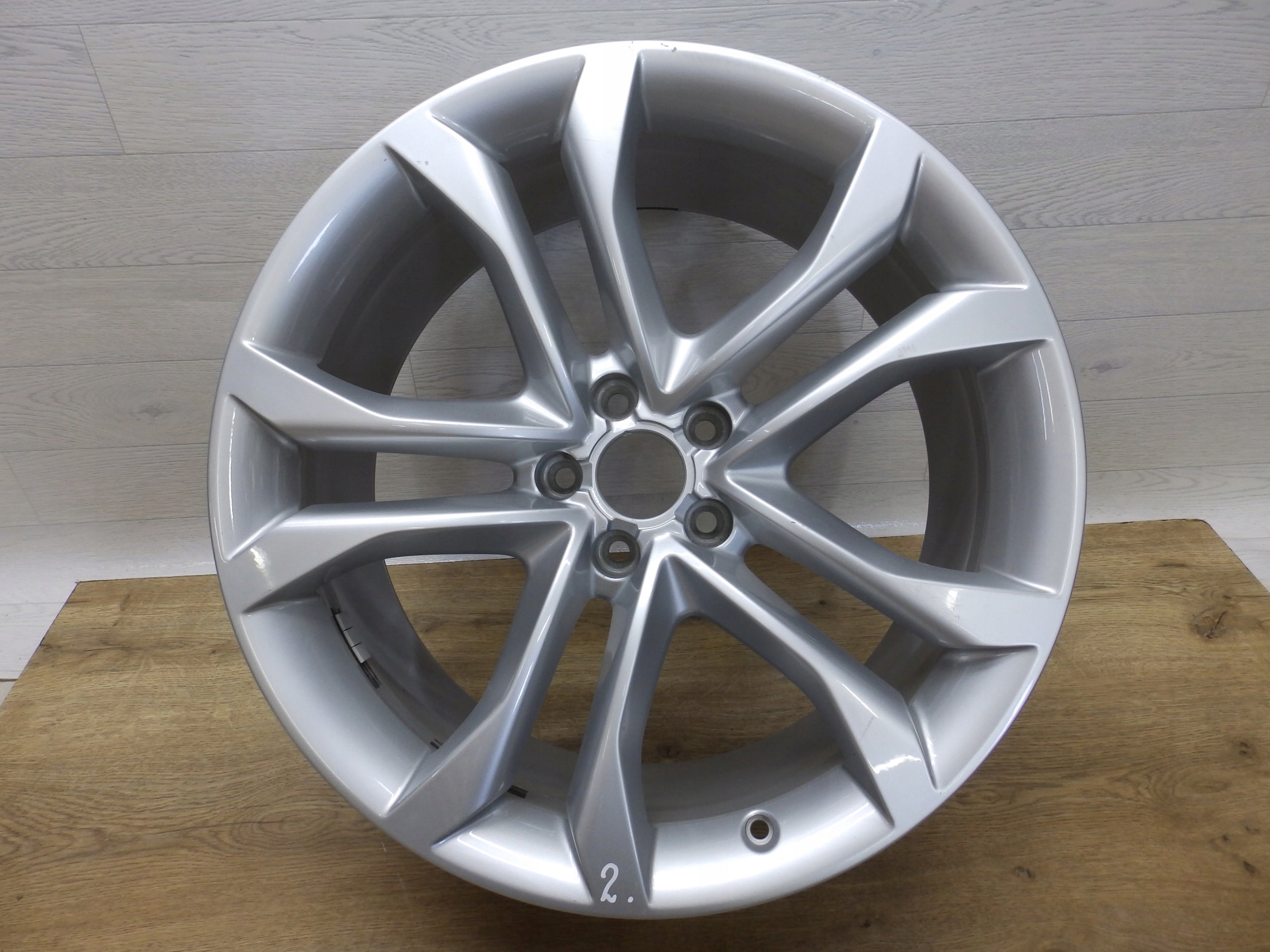 1x Alu Felge Audi A8 Aluminum rim 20 Zoll 9.0J 5x112 37ET 4H0601025J