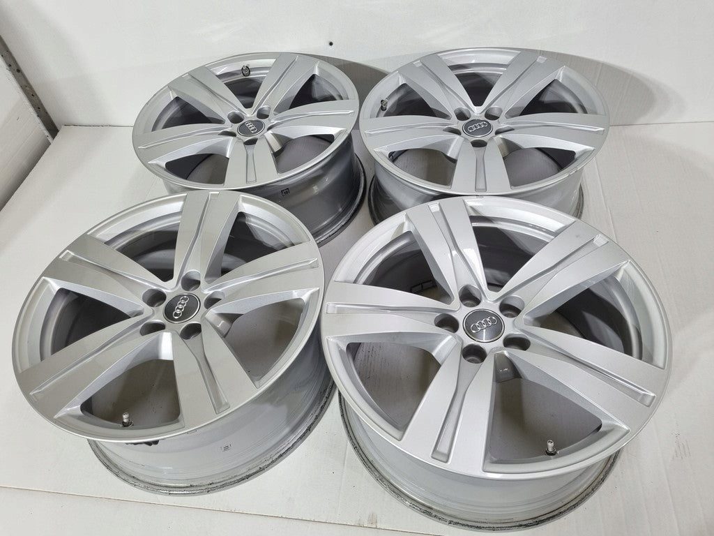 Alu Felge Audi RS e-tron GT Aluminum rim 18 Zoll 8.0J 5x112 25ET 4M0601025A