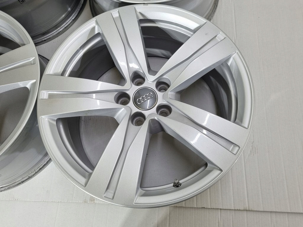 Alu Felge Audi RS e-tron GT Aluminum rim 18 Zoll 8.0J 5x112 25ET 4M0601025A