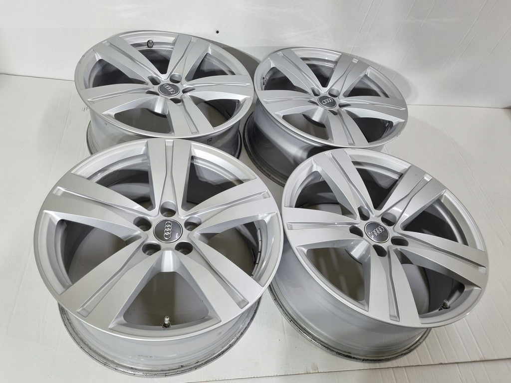 Alu Felge Audi RS e-tron GT Aluminum rim 18 Zoll 8.0J 5x112 25ET 4M0601025A