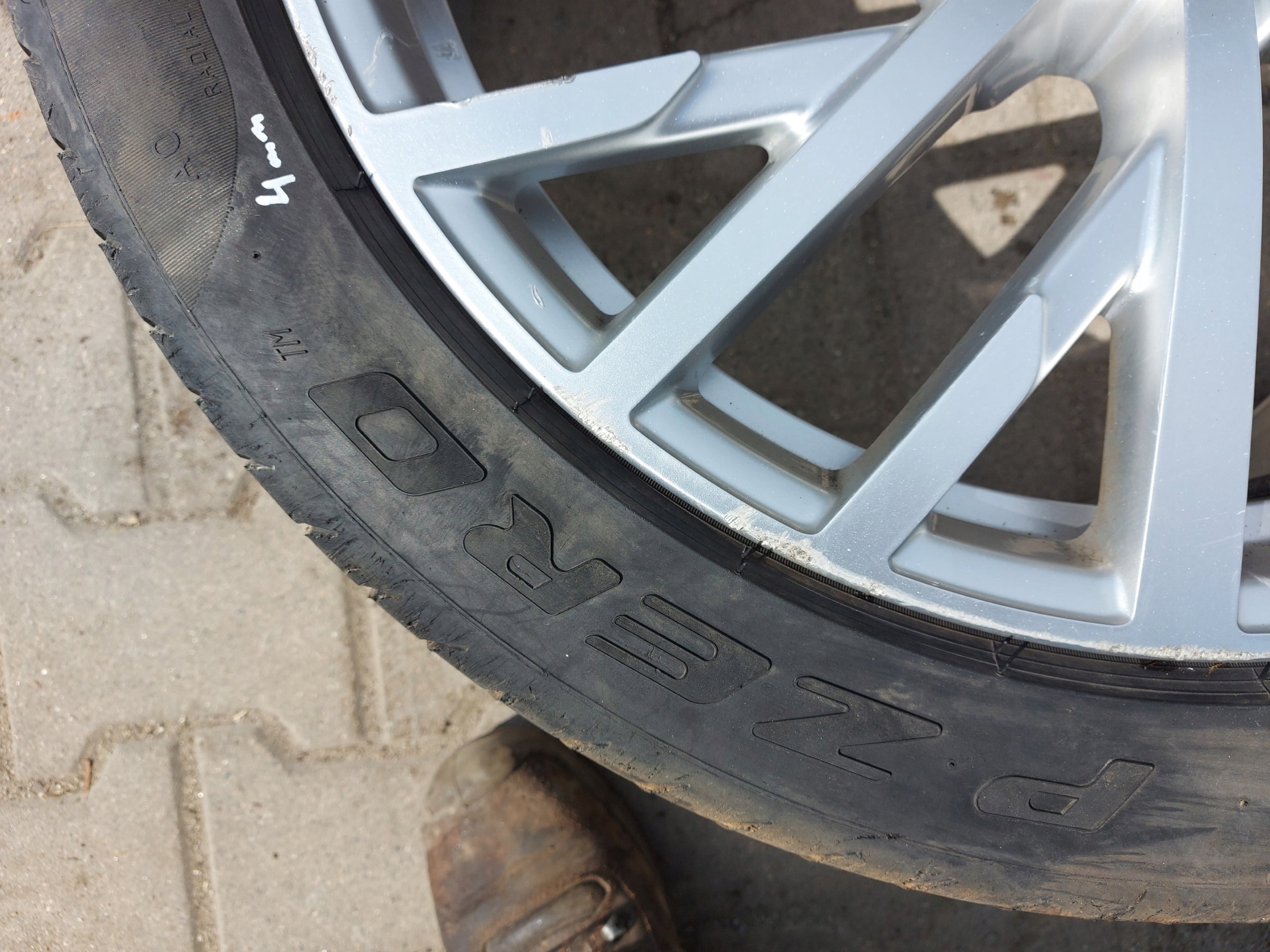 Alu Felge Audi A8 Aluminum rim 20 Zoll 9.0J 5x112