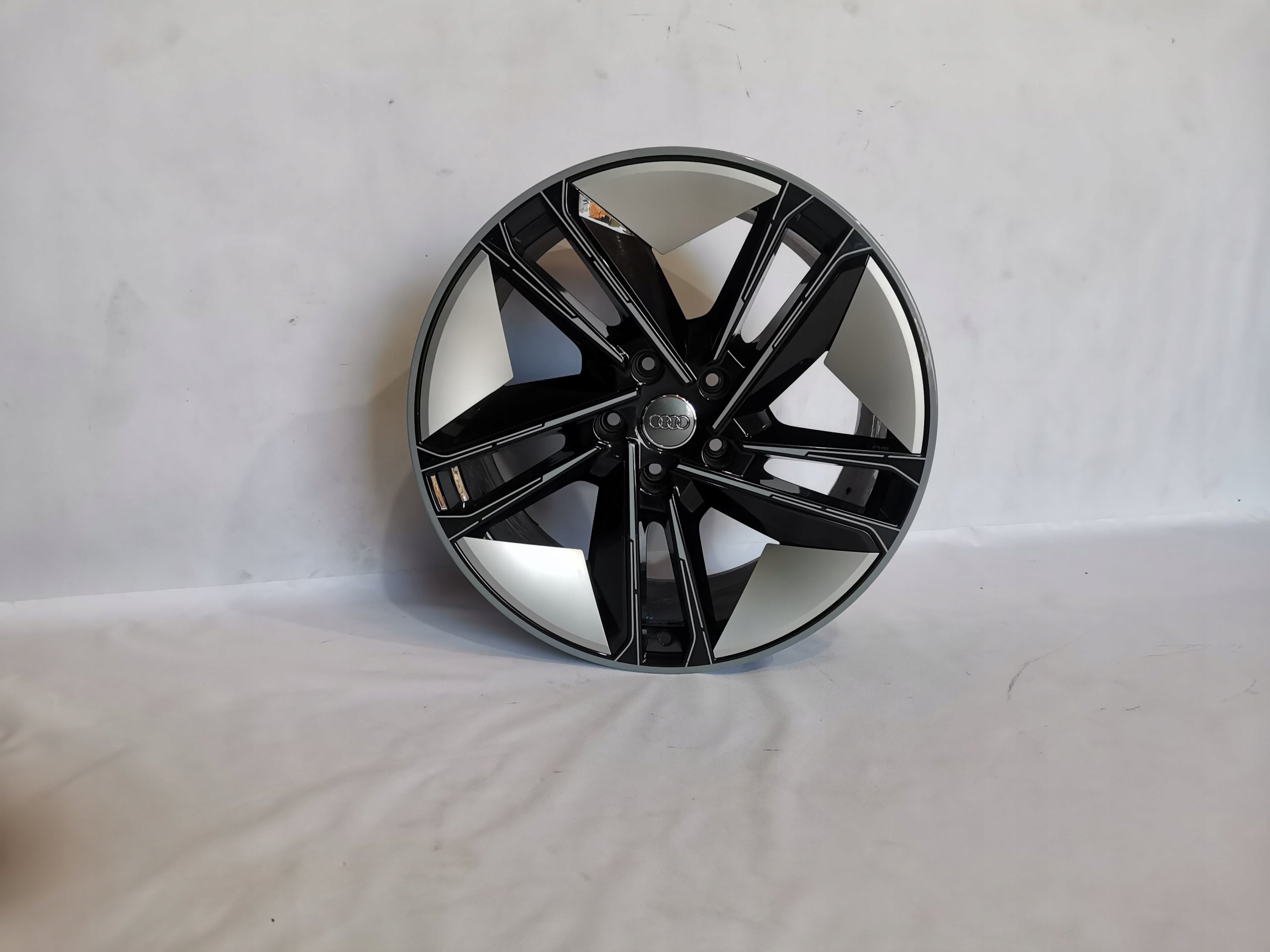  1x aluminum rim Audi A1 aluminum rim 21 inch 11.5J 5x130 66ET 4J3601025M  product image