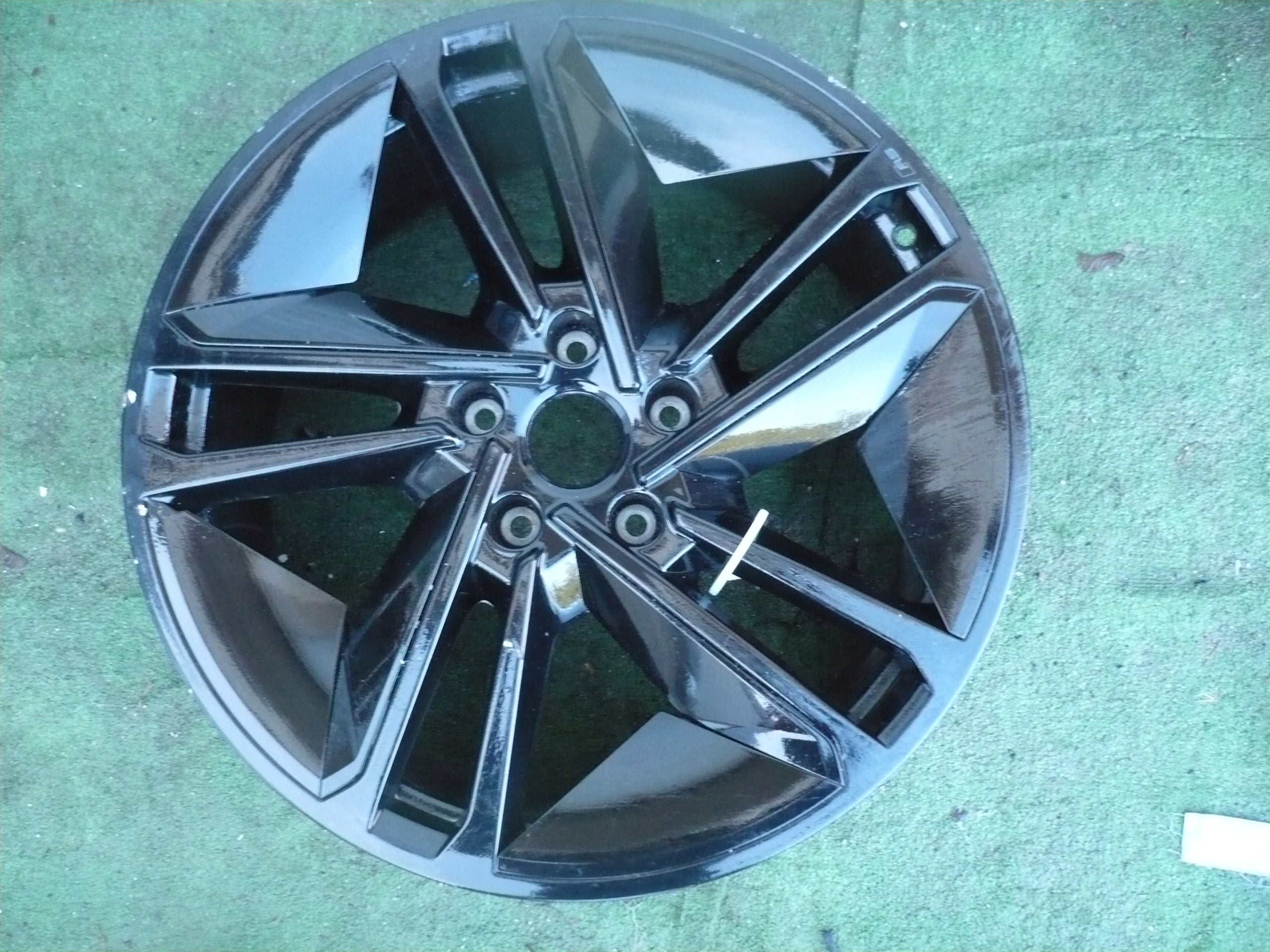  1x aluminum rim Audi A3 Aluminum rim 21 inch 9.5J 5x112 40ET 4J3601025AC  product image