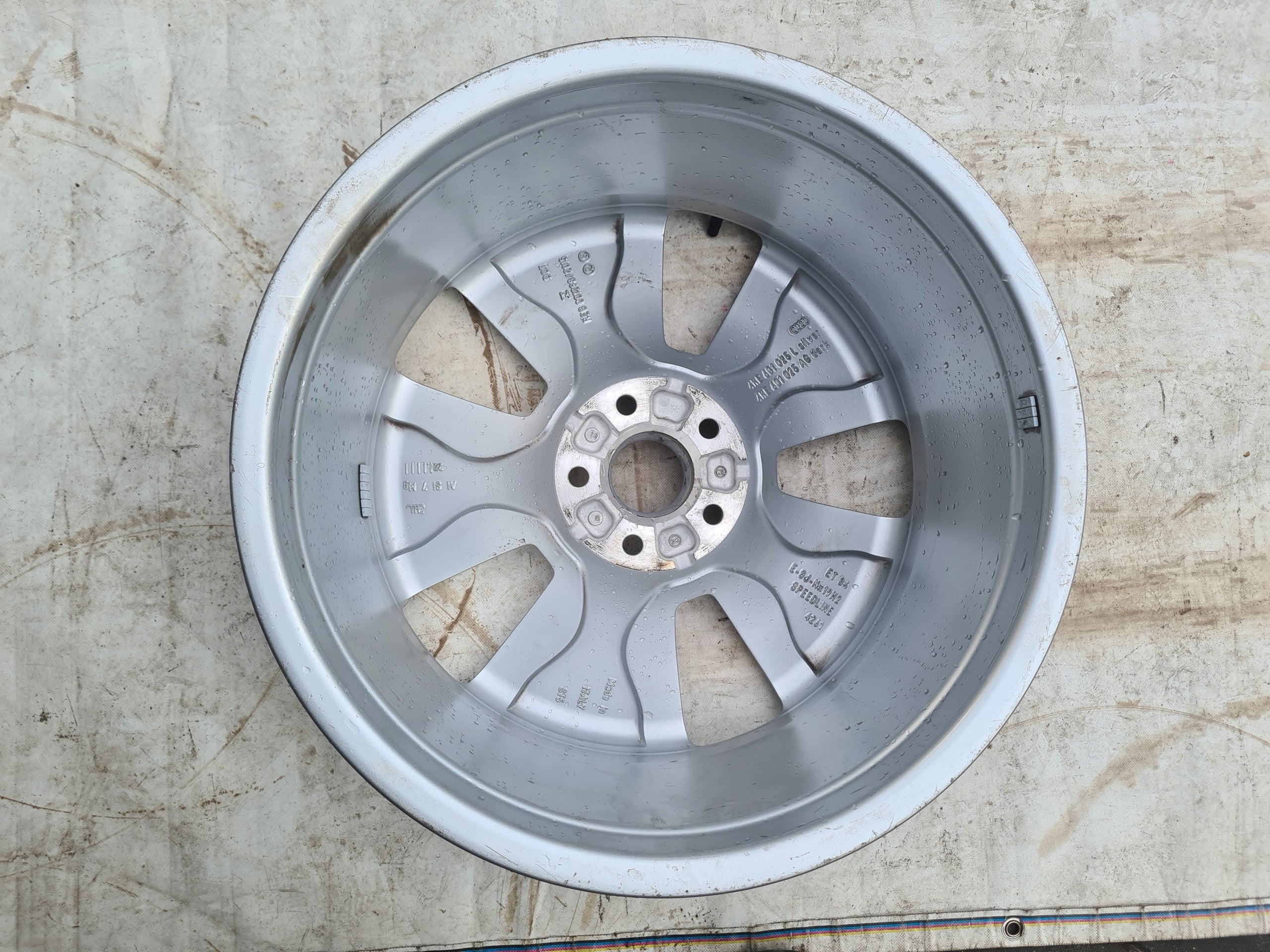 1x Alu Felge Audi A5 Aluminum rim 19 Zoll 8.0J 5x112 34ET 4KE601025L