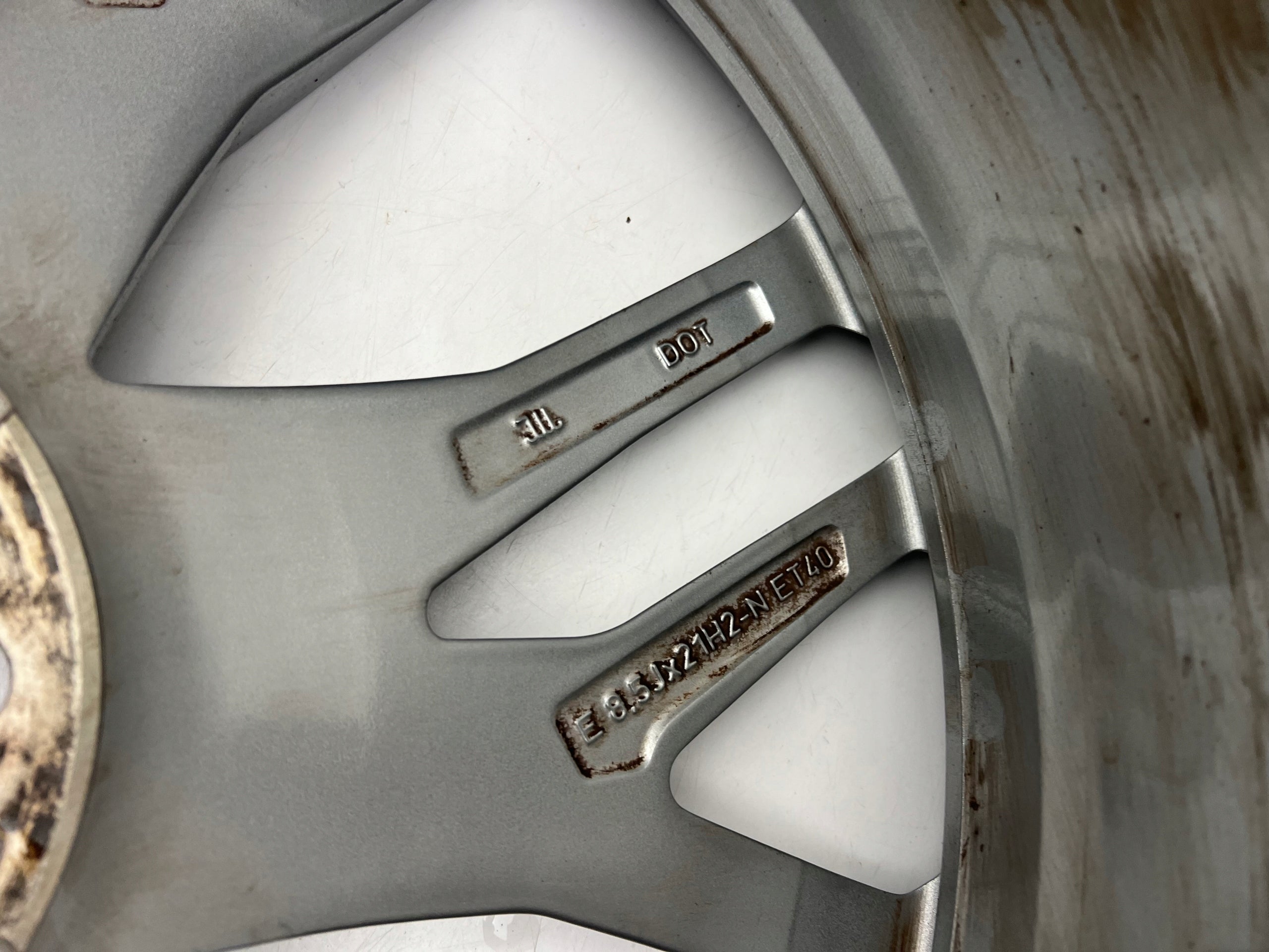 1x Alu Felge Audi Fox Aluminum rim 21 Zoll 8.5J 5x112 89A601025H