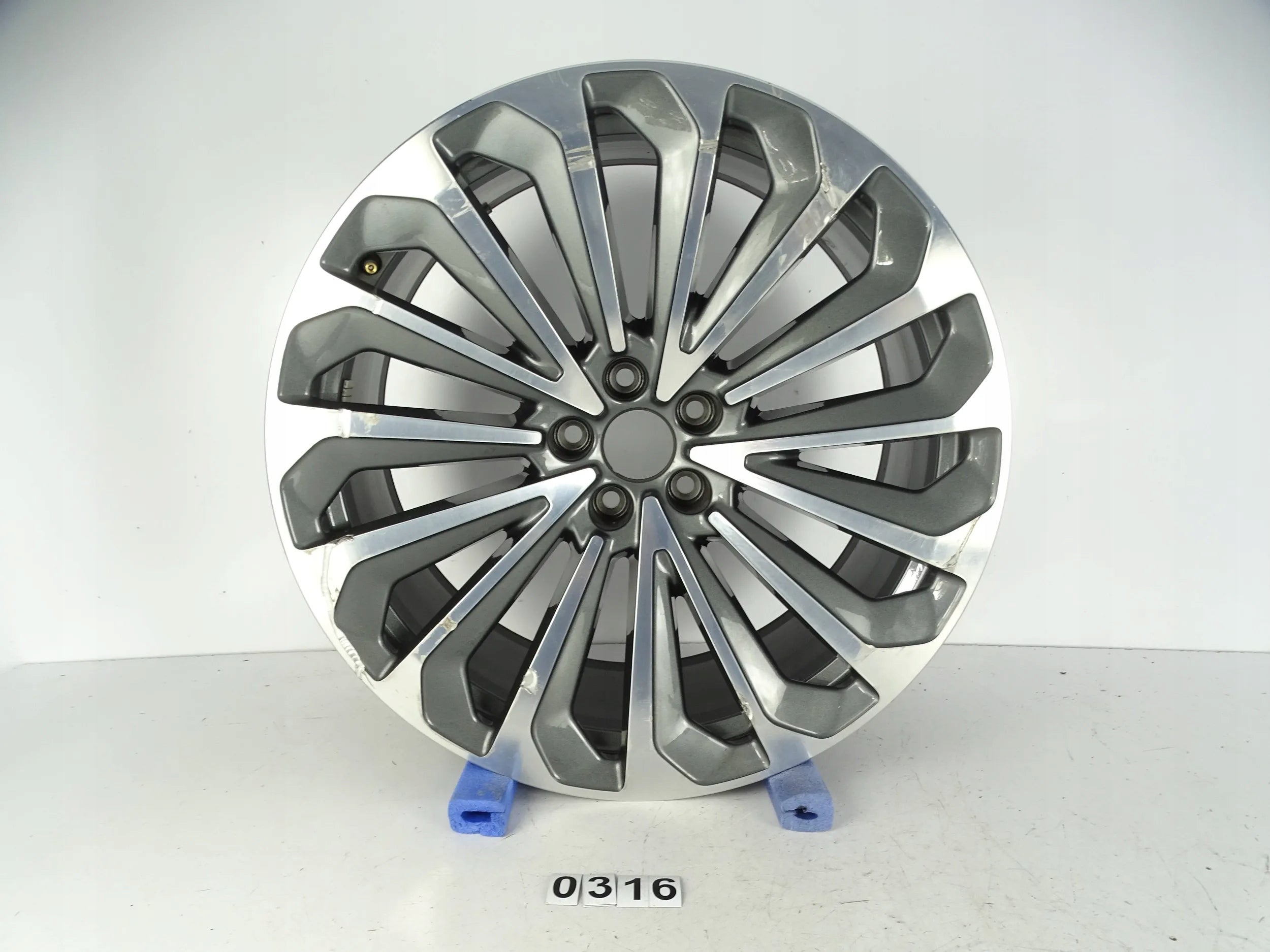  1x aluminum rim Audi A3 aluminum rim 21 inch 9.5J 5x112 4KE601025G  product image