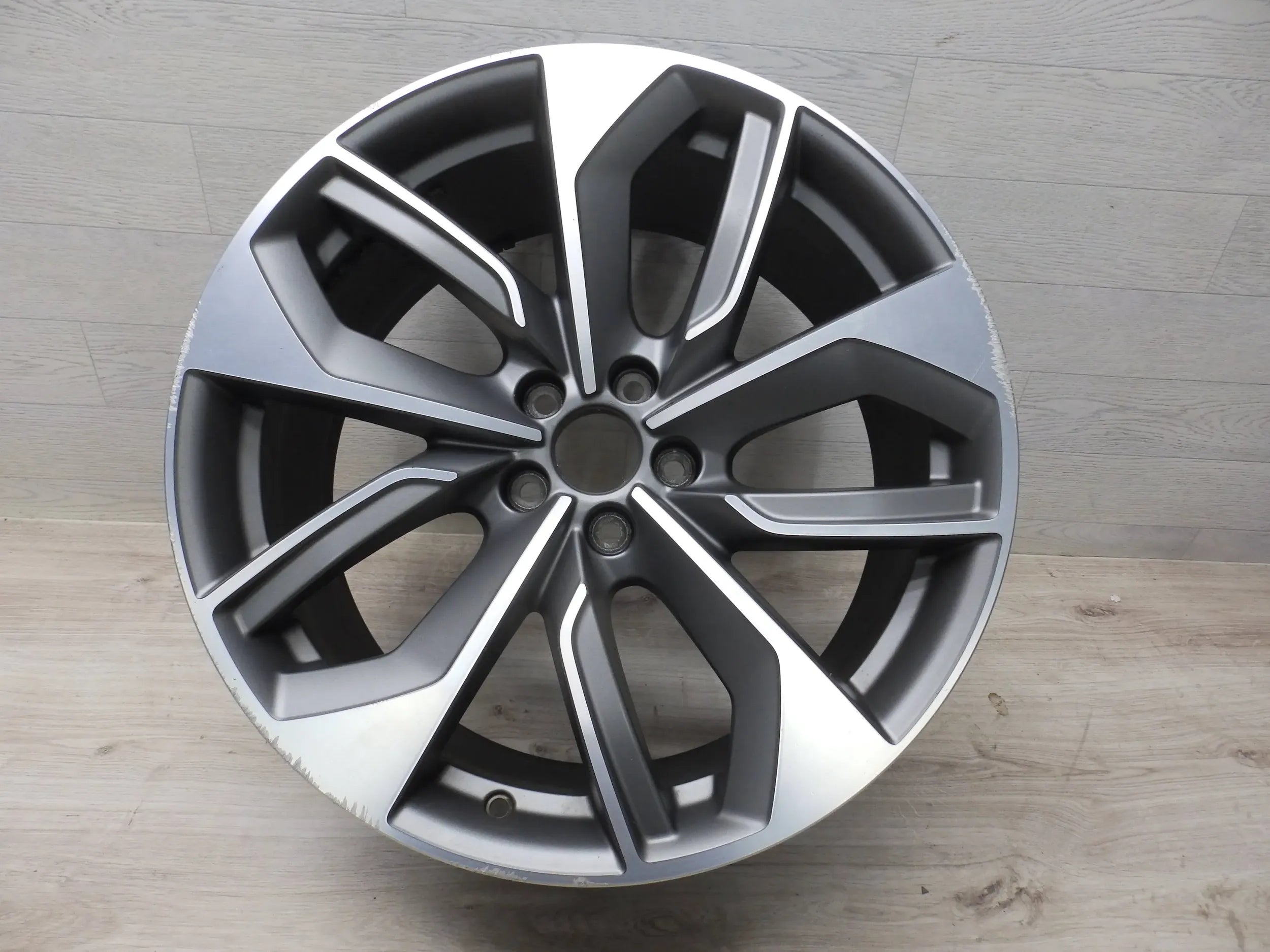 1x Alu Felge Audi S7 Aluminum rim 20 Zoll 9.0J 5x112 38ET 4KE601025