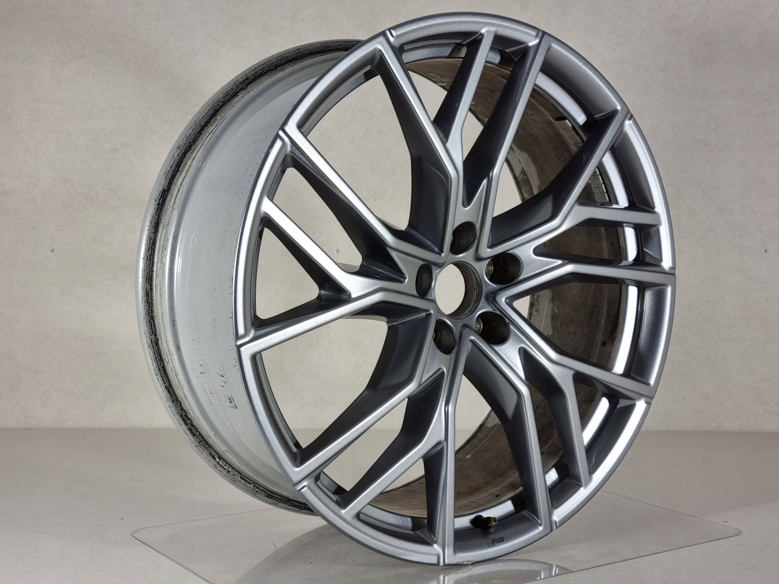 1x Alu Felge Audi Fox Aluminum rim 21 Zoll 8.5J 5x112 40ET 89A601025H