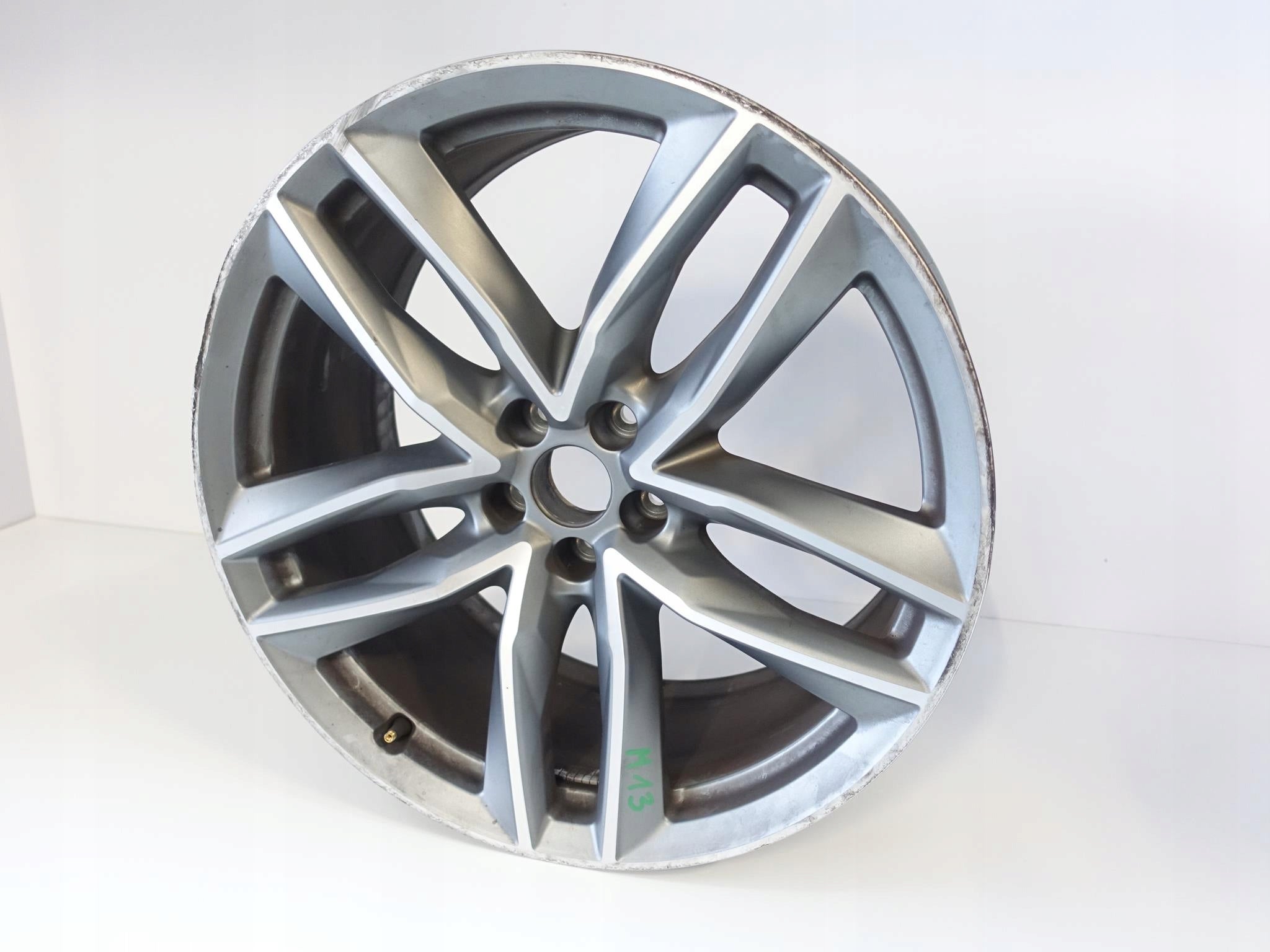 1x Alu Felge Audi Q3 SQ7 Q5 Q7 Aluminum rim 21 Zoll 9.5J 5x112 31ET 4M0601025