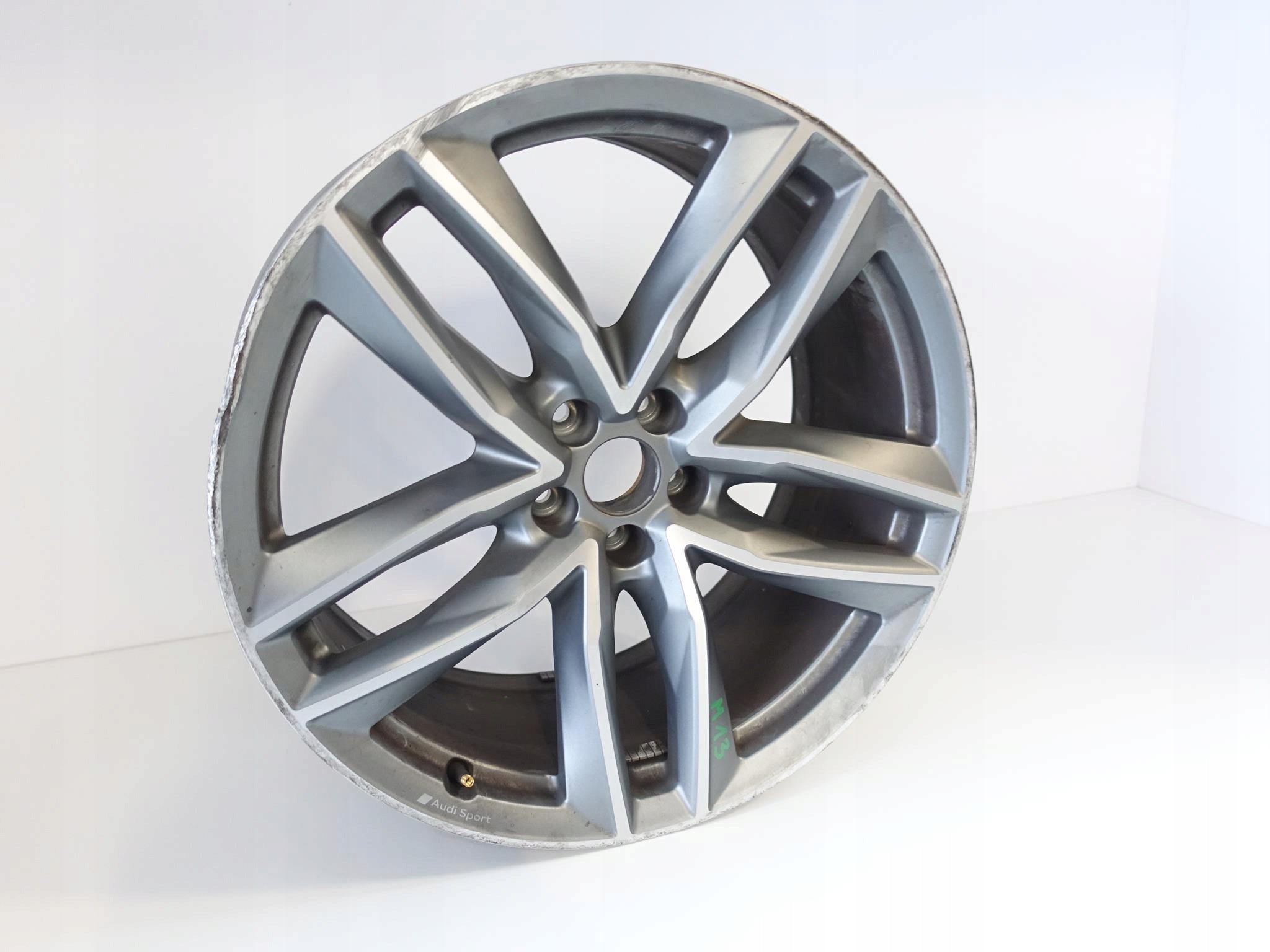 1x Alu Felge Audi Q3 SQ7 Q5 Q7 Aluminum rim 21 Zoll 9.5J 5x112 31ET 4M0601025