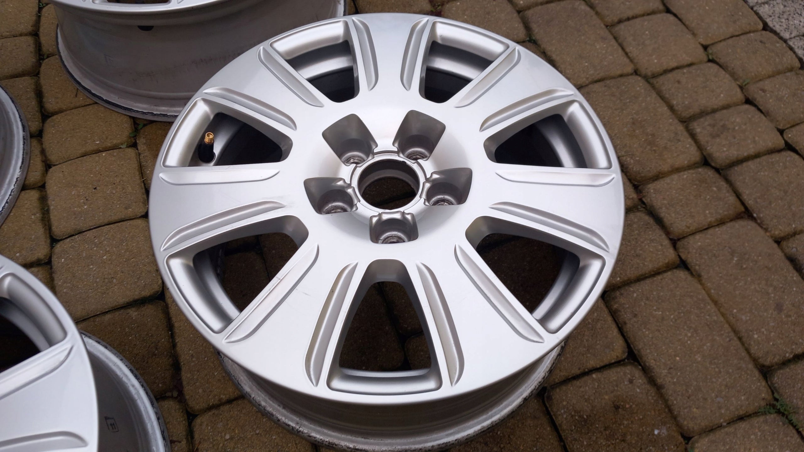 Alu Felge Audi Q3 Aluminum rim 16 Zoll 6.5J 5x112