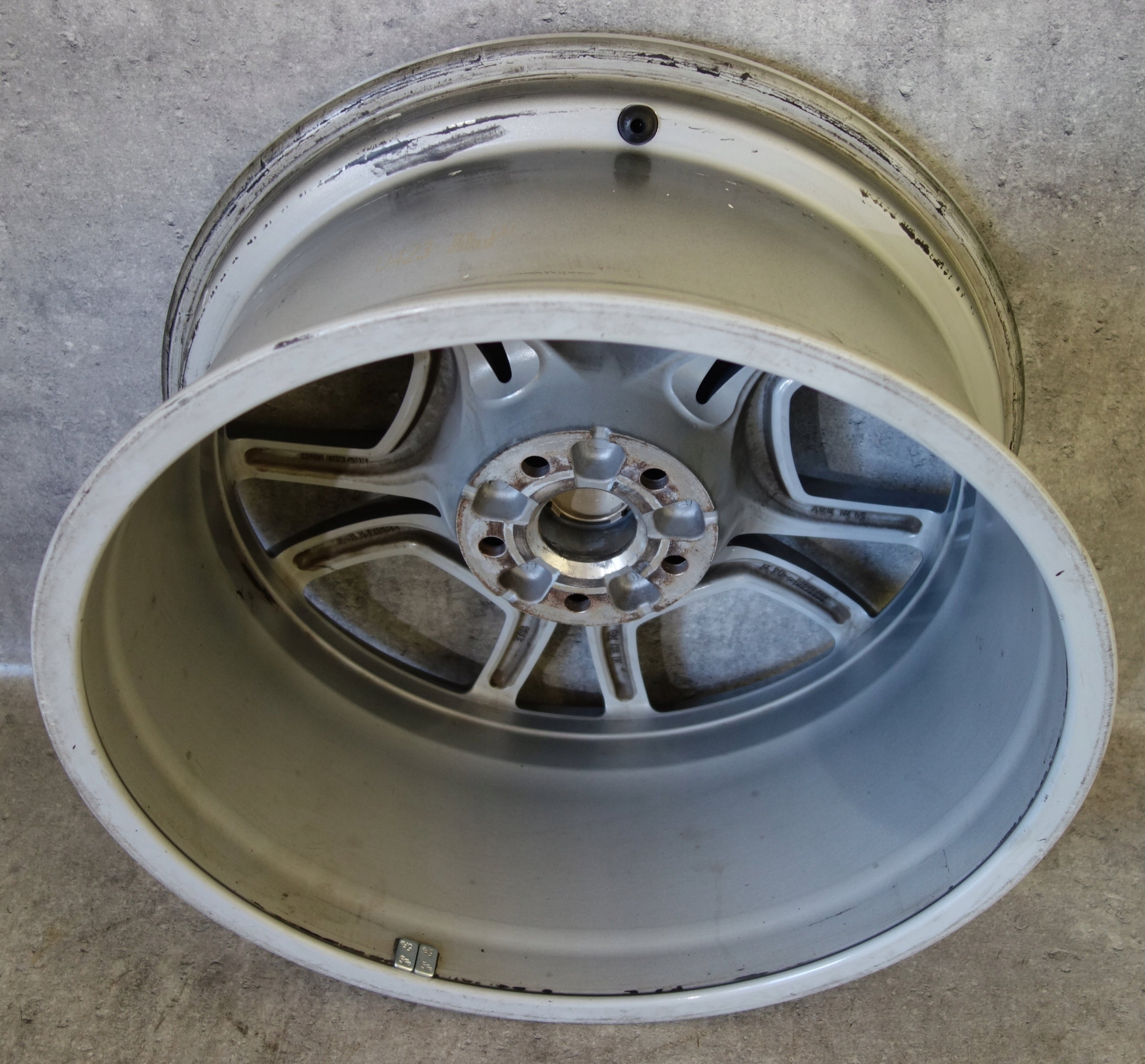 1x Alu Felge Audi Q3 Aluminum rim 19 Zoll 8.5J 5x112 36ET 8U0071499A