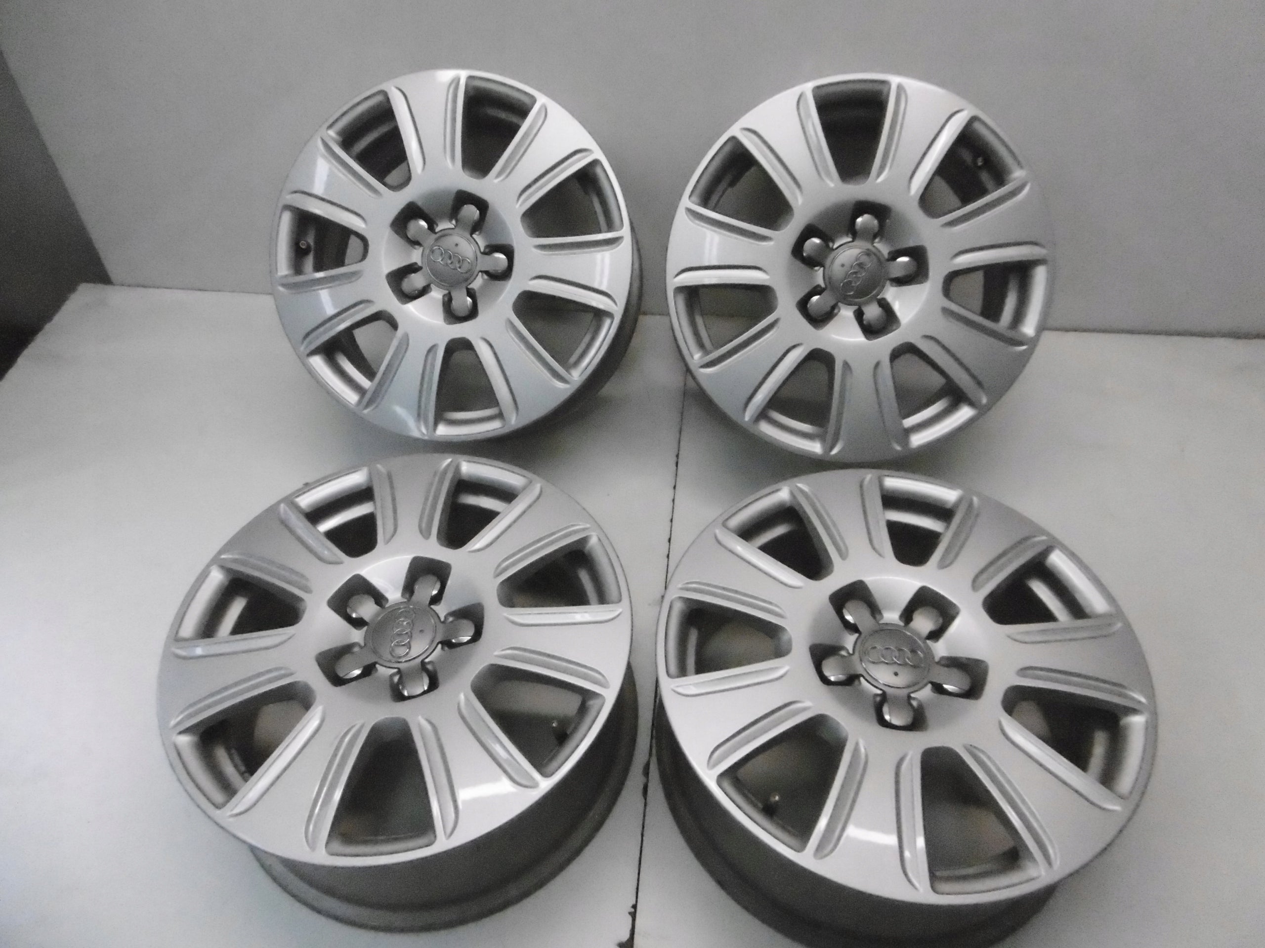 Alu Felge Audi Q3 Aluminum rim 16 Zoll 6.5J 5x112 33ET