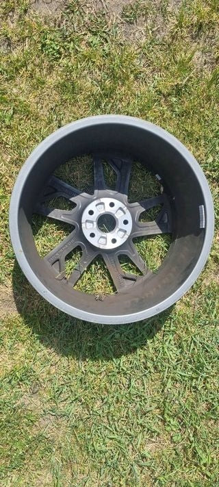 1x Alu Felge Audi Q3 Aluminum rim 19 Zoll 8.5J