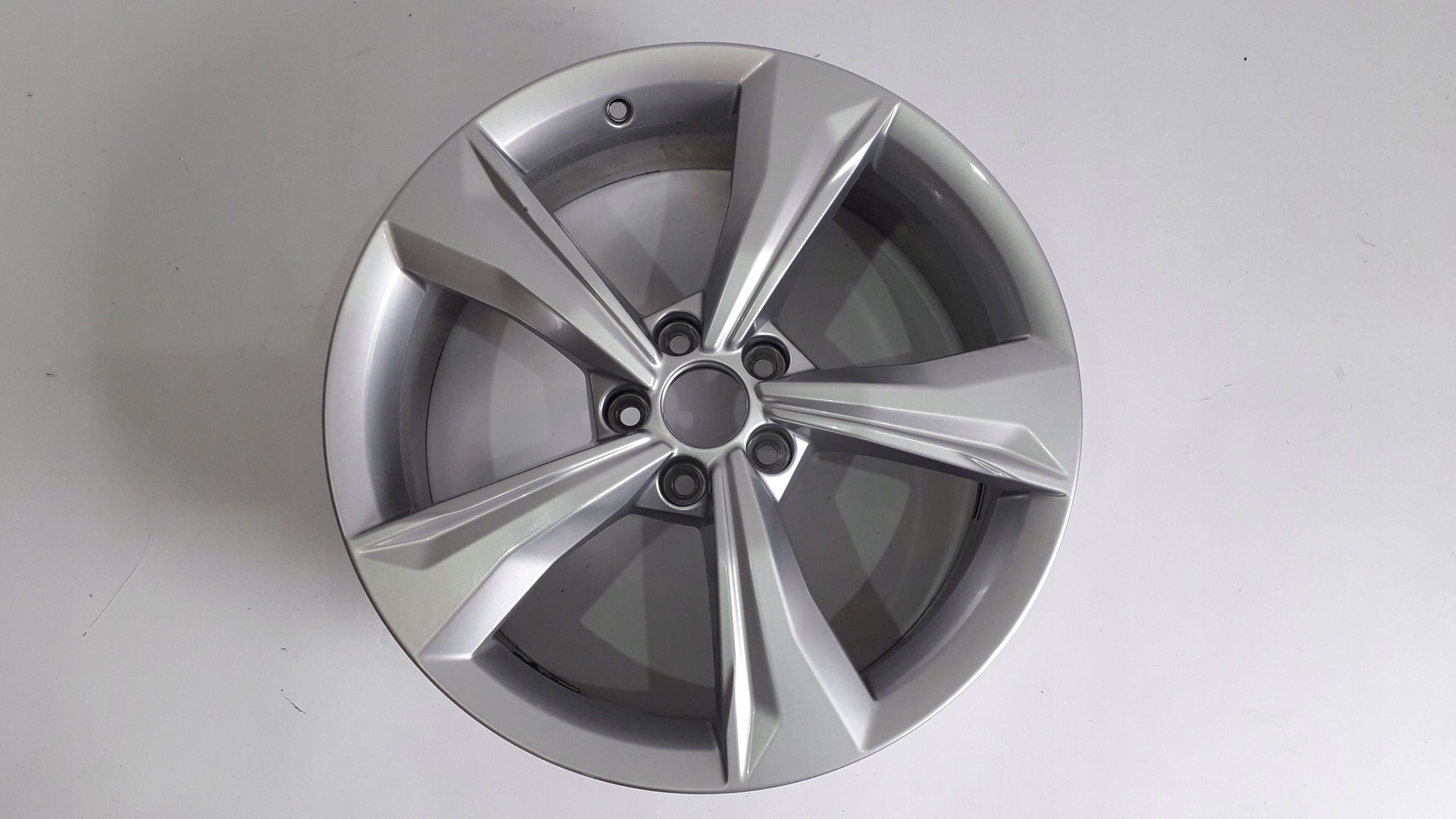 1x Alu Felge Audi Q5 SQ5 Aluminum rim 19 Zoll 7.0J 5x112 80A601025K