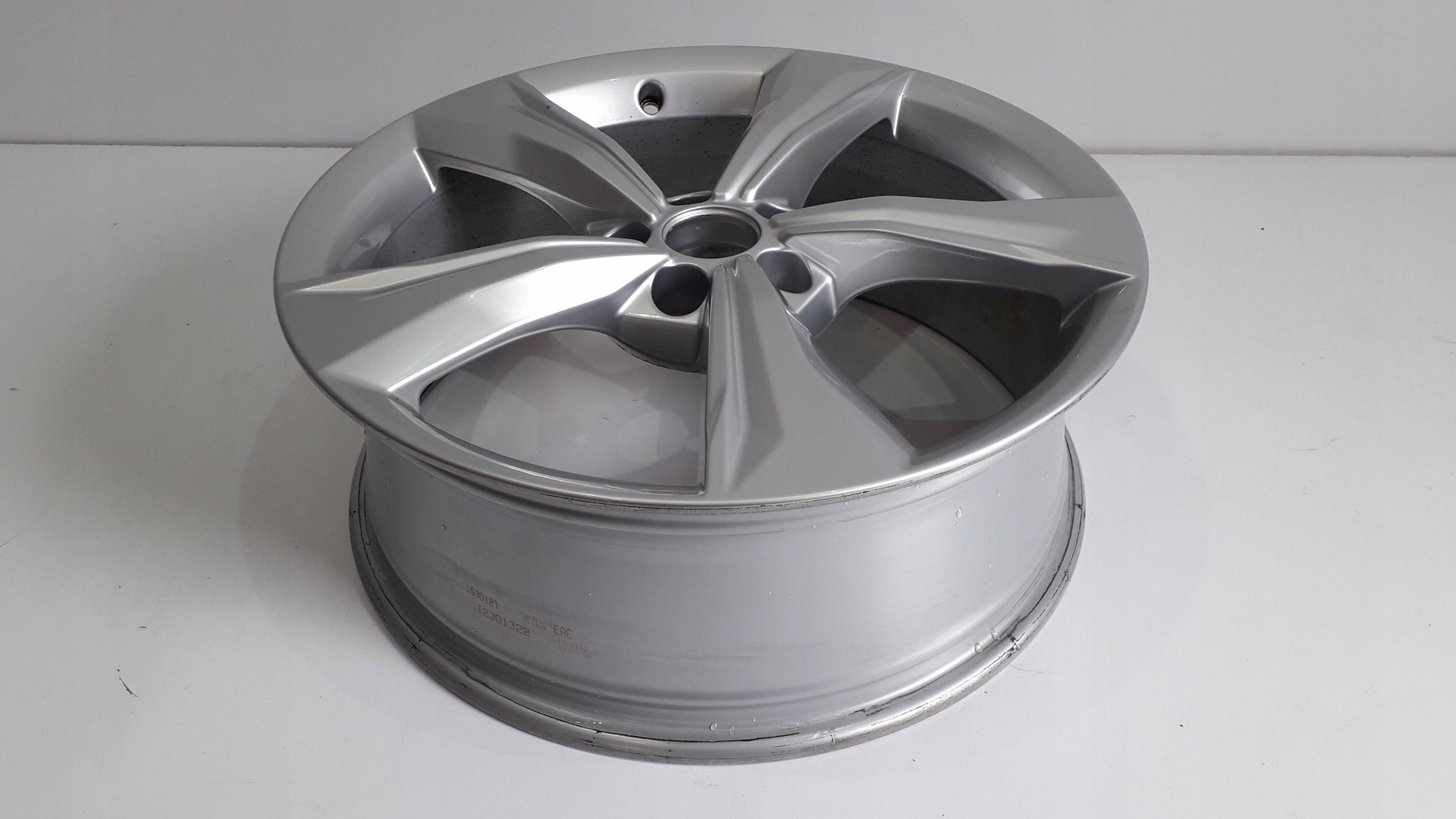 1x Alu Felge Audi Q5 SQ5 Aluminum rim 19 Zoll 7.0J 5x112 80A601025K