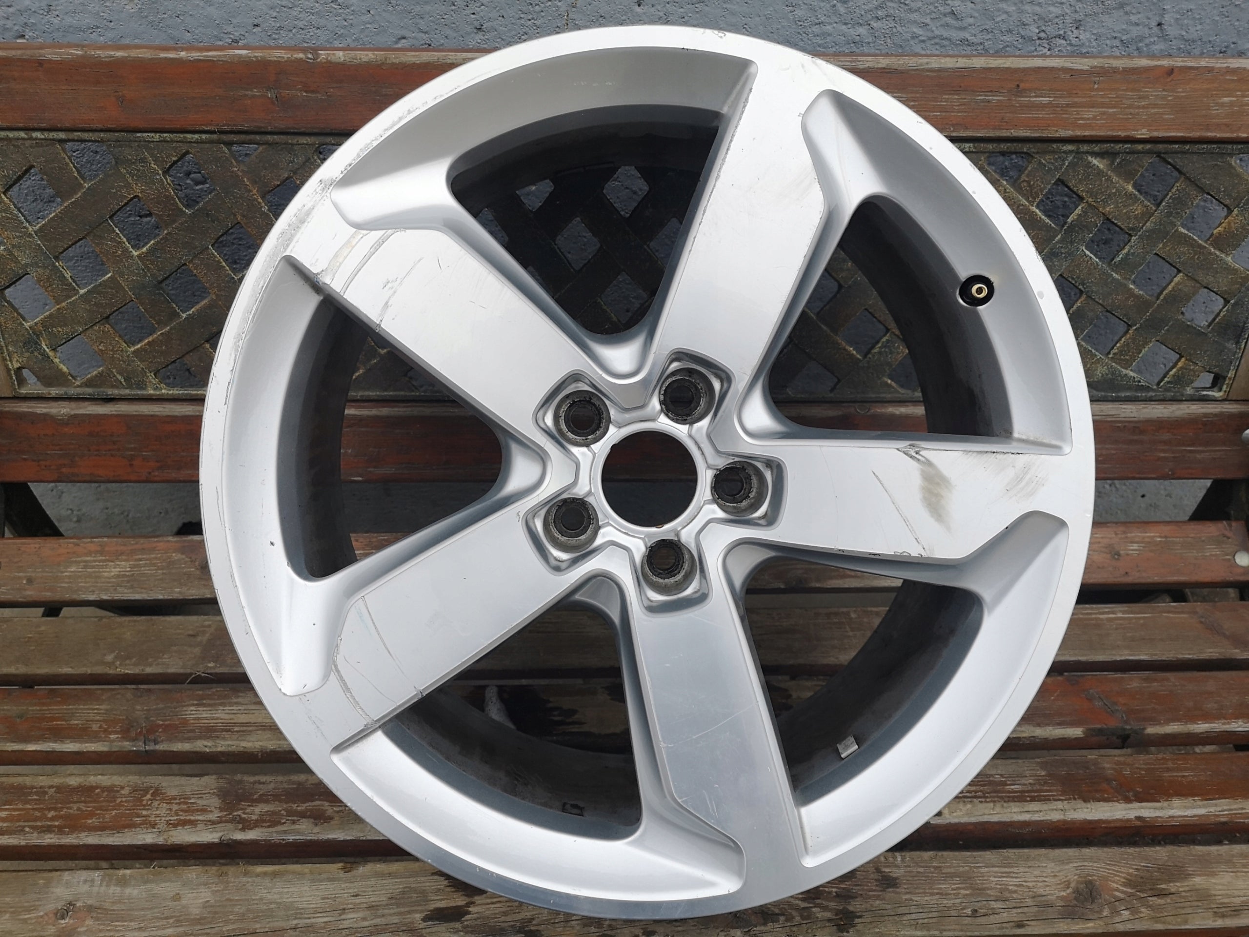 1x Alu Felge Audi Q5 SQ5 Aluminum rim 19 Zoll 8.0J 5x112 39ET 8R0601025BA