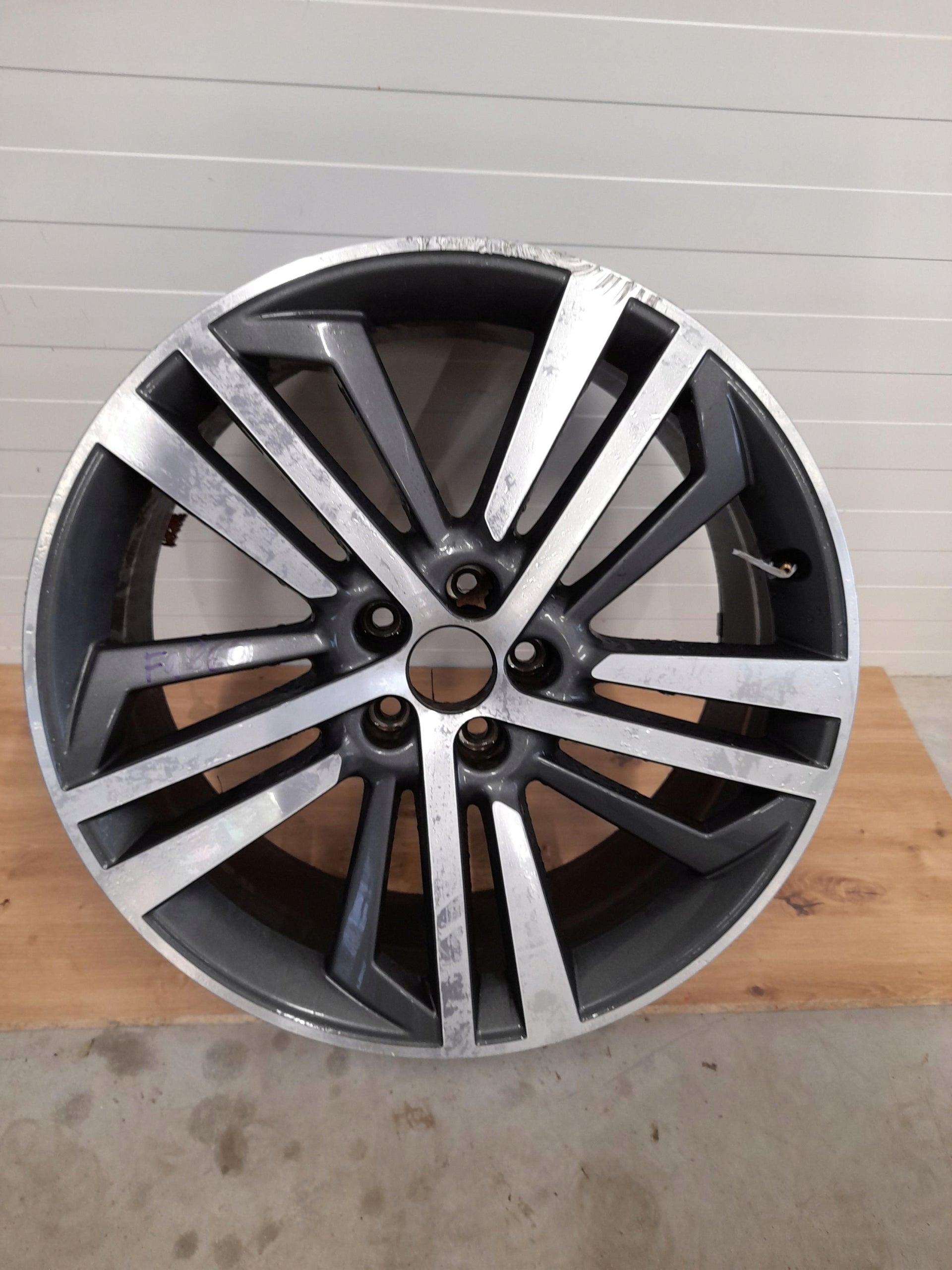  1x aluminum rim Audi Q5 SQ5 Aluminum rim 20 inch 7.0J 5x112  product image