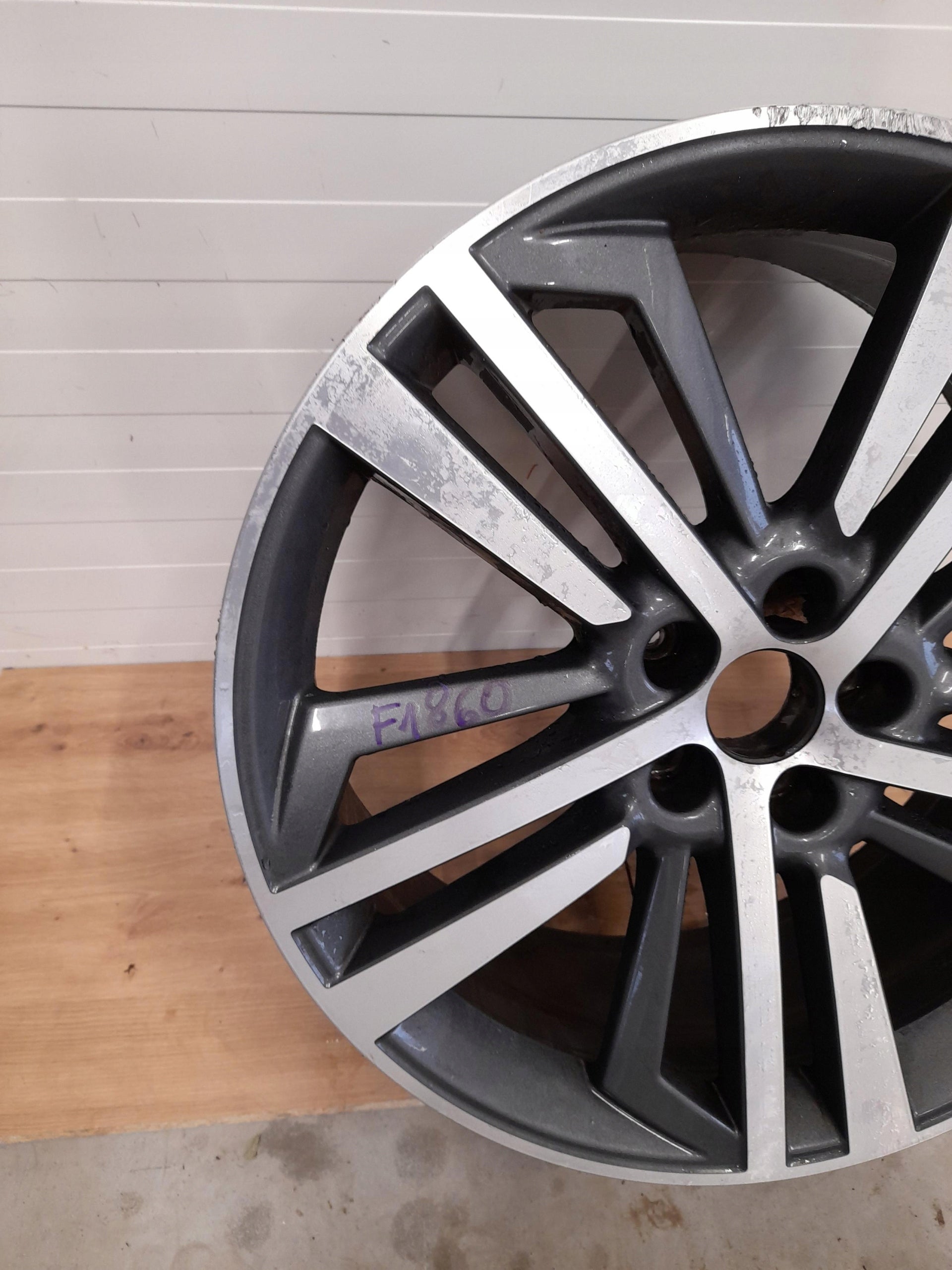 1x Alu Felge Audi Q5 SQ5 Aluminum rim 20 Zoll 7.0J 5x112