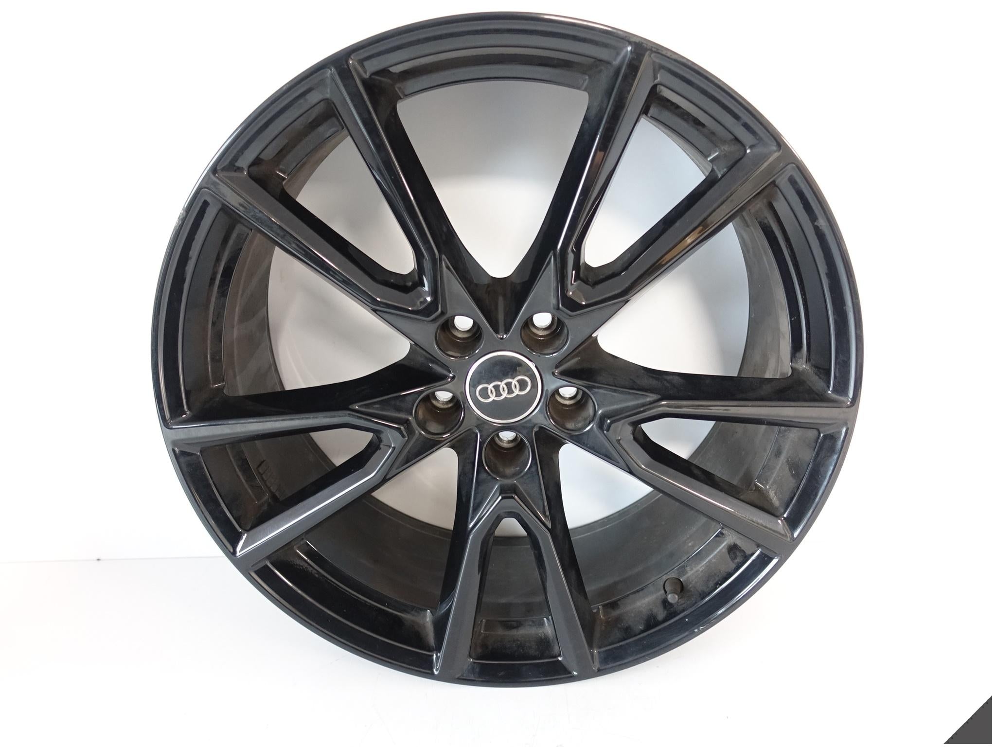 1x Alu Felge Audi Q5 SQ5 Aluminum rim 20 Zoll 8.0J 5x112 39ET 80A071490A