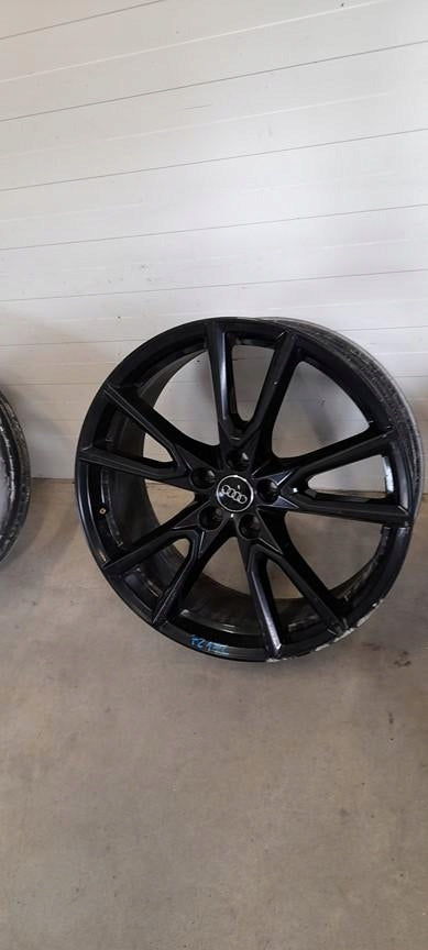 1x Alu Felge Audi Q5 Aluminum rim 20 Zoll 8.0J 5x112