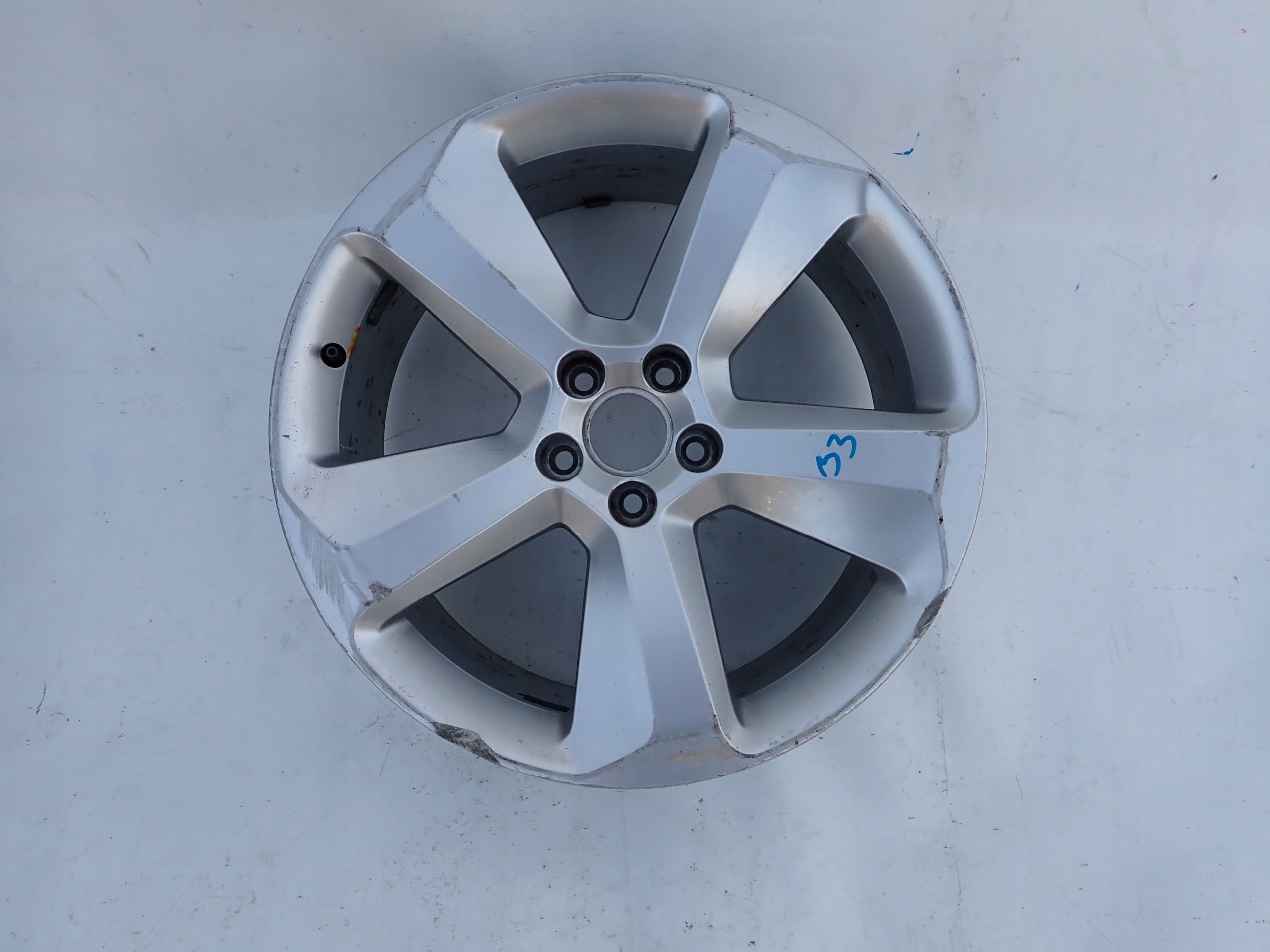  1x Alu Felge Audi Q5 Aluminum rim 19 Zoll 8.0J 27ET 8R0601025P product image