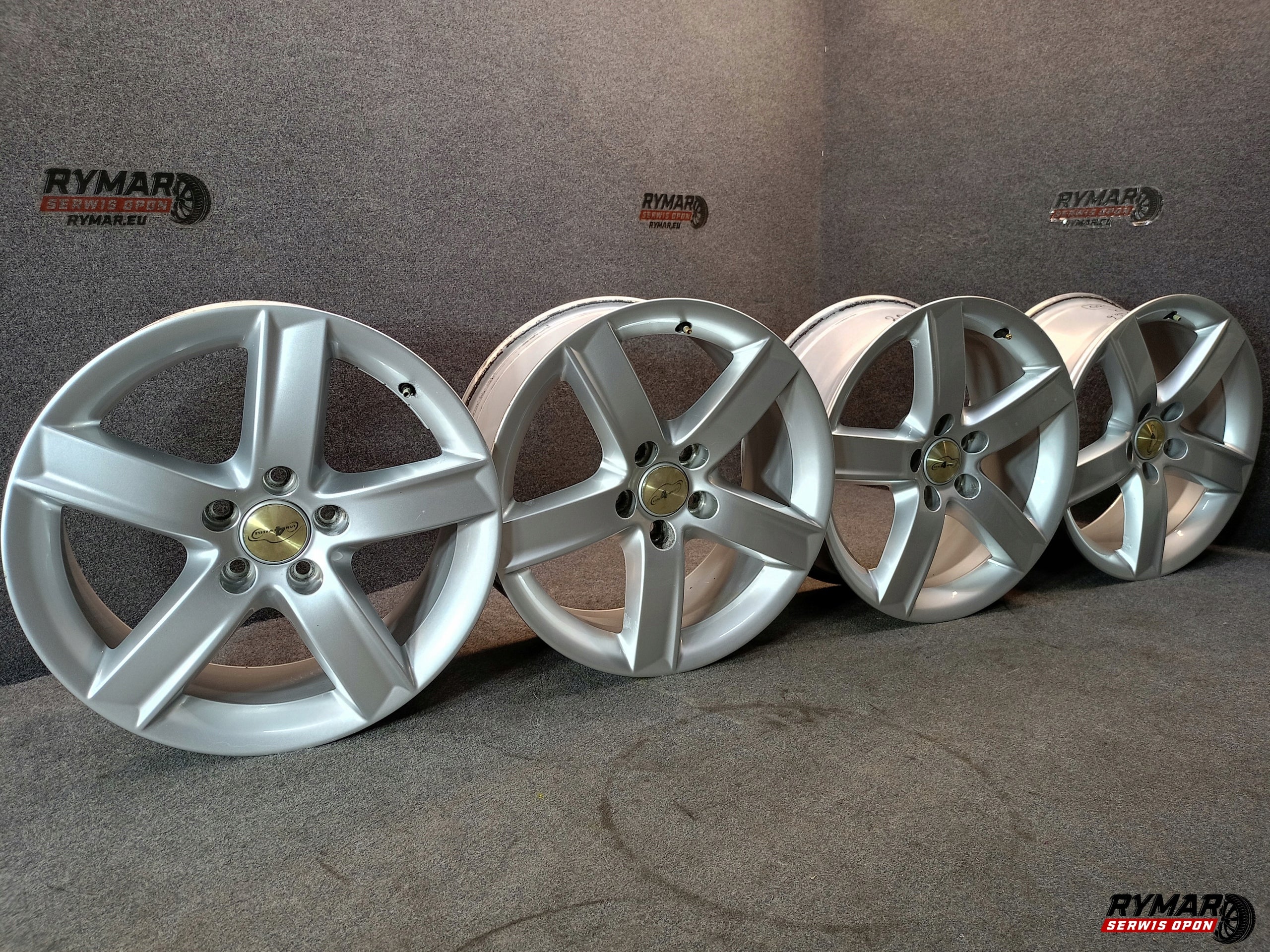 Alu Felge Audi Q5 Aluminum rim 17 Zoll 7.0J 5x112 37ET 8R0071497