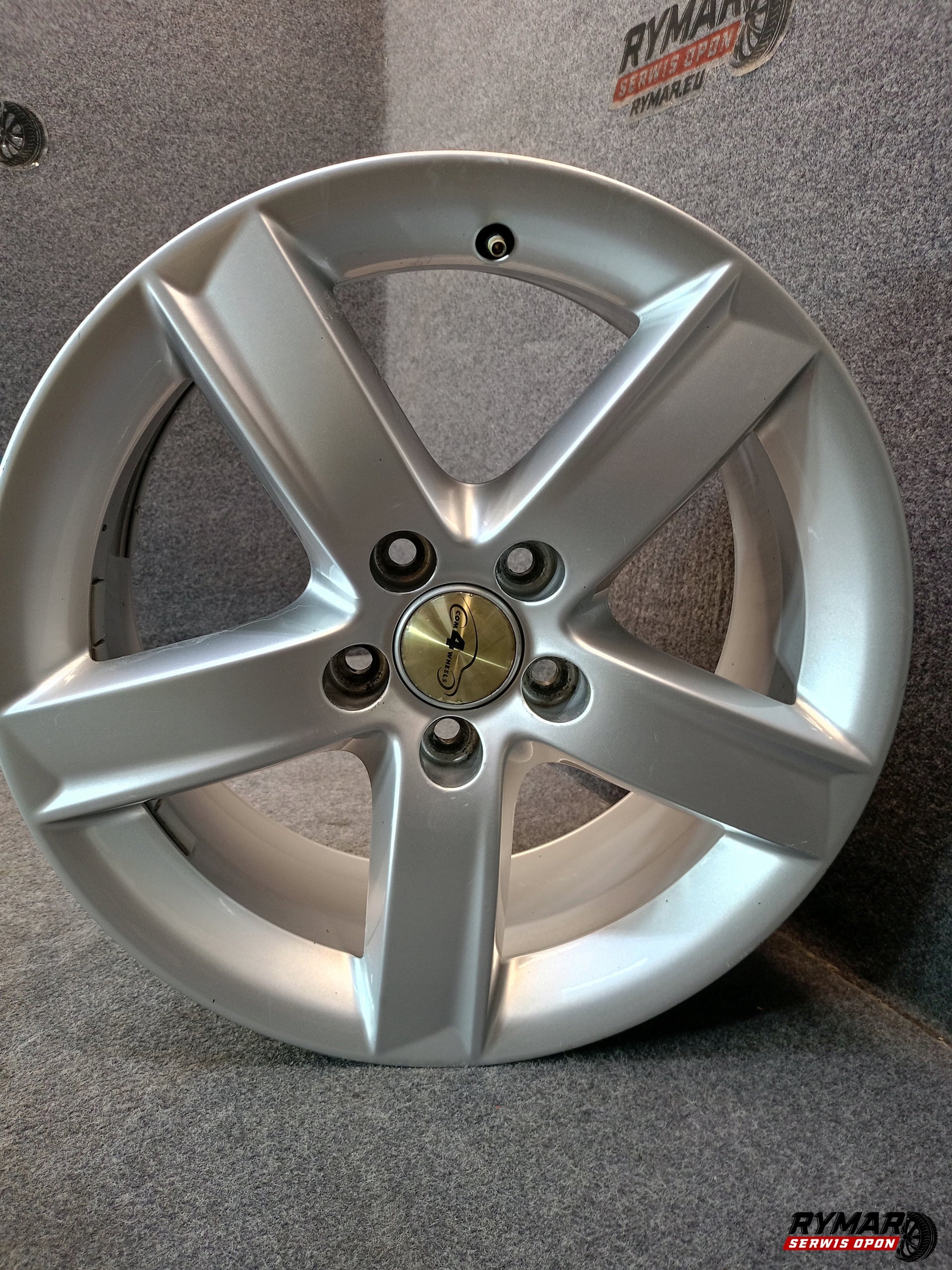 Alu Felge Audi Q5 Aluminum rim 17 Zoll 7.0J 5x112 37ET 8R0071497