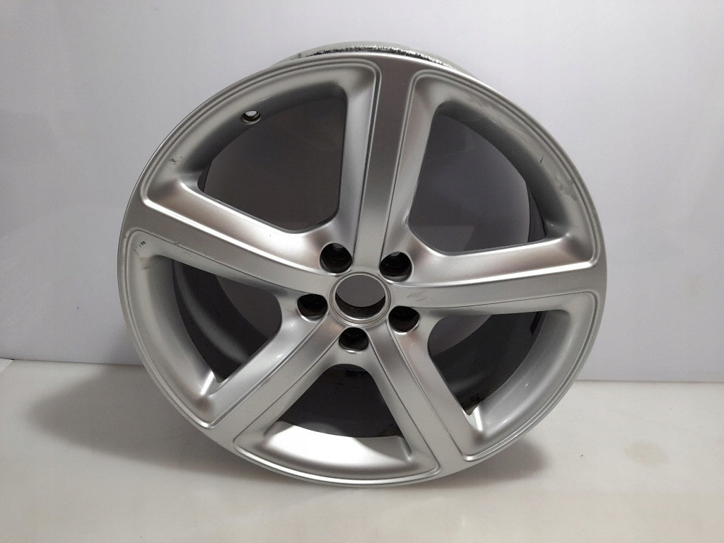 1x Alu Felge Audi Q5 Aluminum rim 19 Zoll 8.0J 5x112 39ET 8R0601025L