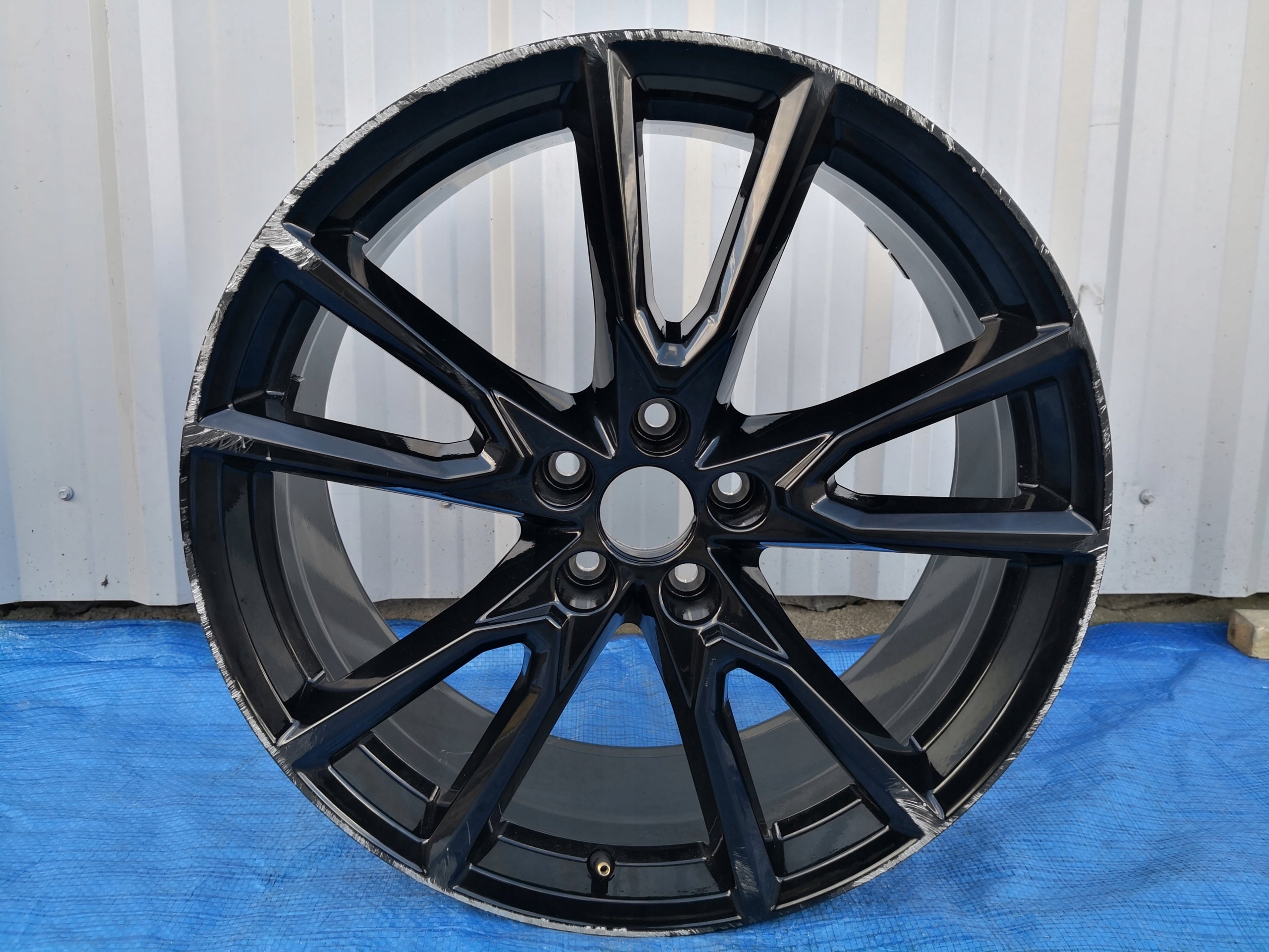 1x Alu Felge Audi Q5 Aluminum rim 20 Zoll 8.0J 5x112 39ET 80A071490AQ