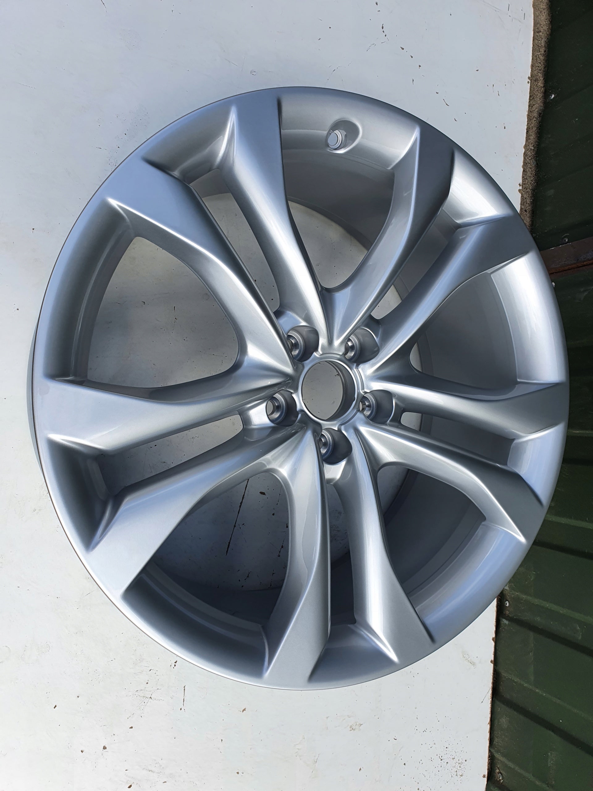  1x Alu Felge Audi Q5 Aluminum rim 20 Zoll 8.5J 5x112 33ET product image