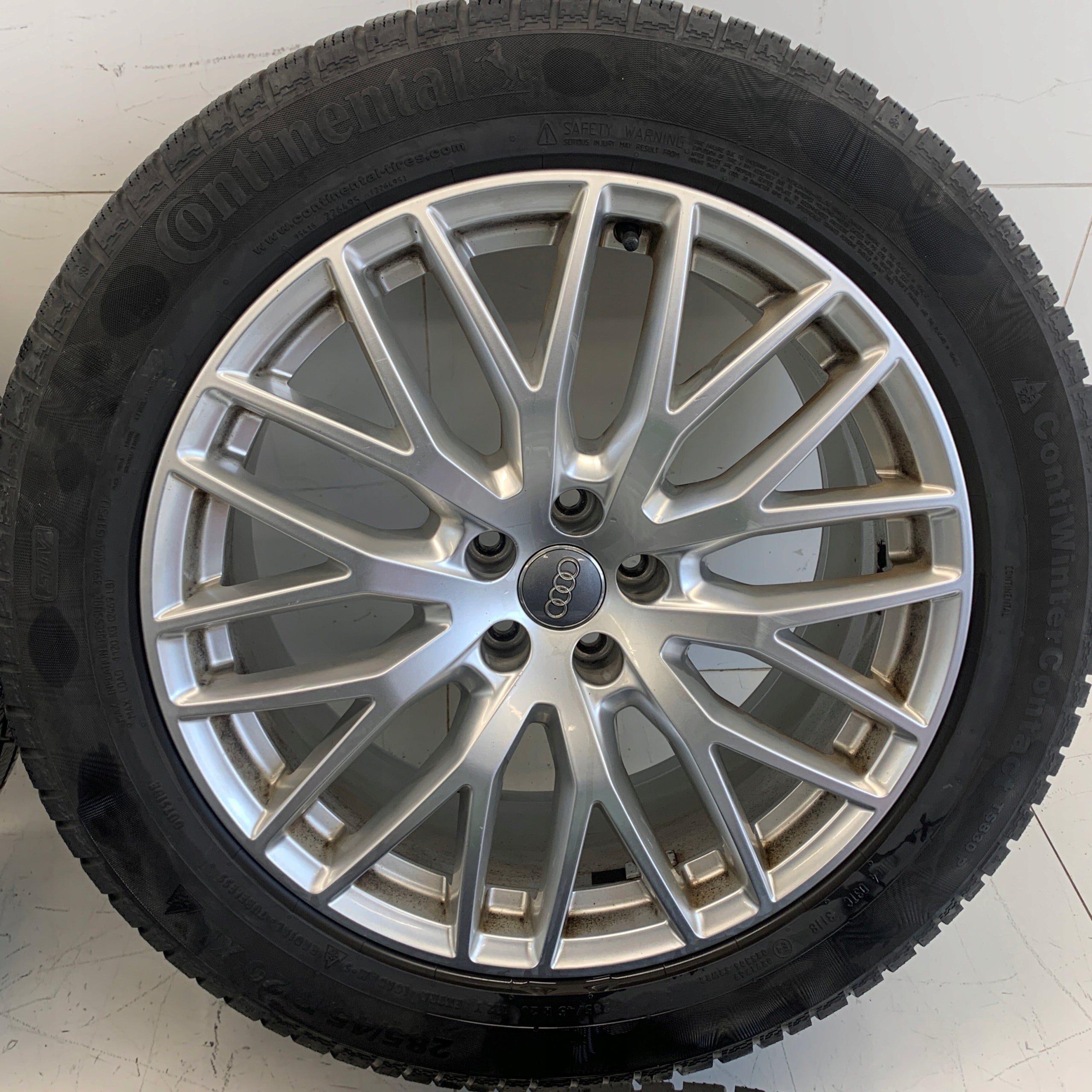 Alu Felge Audi SQ7 Q7 Q8 Aluminum rim 20 Zoll 9.0J 5x112 33ET 4M0601025