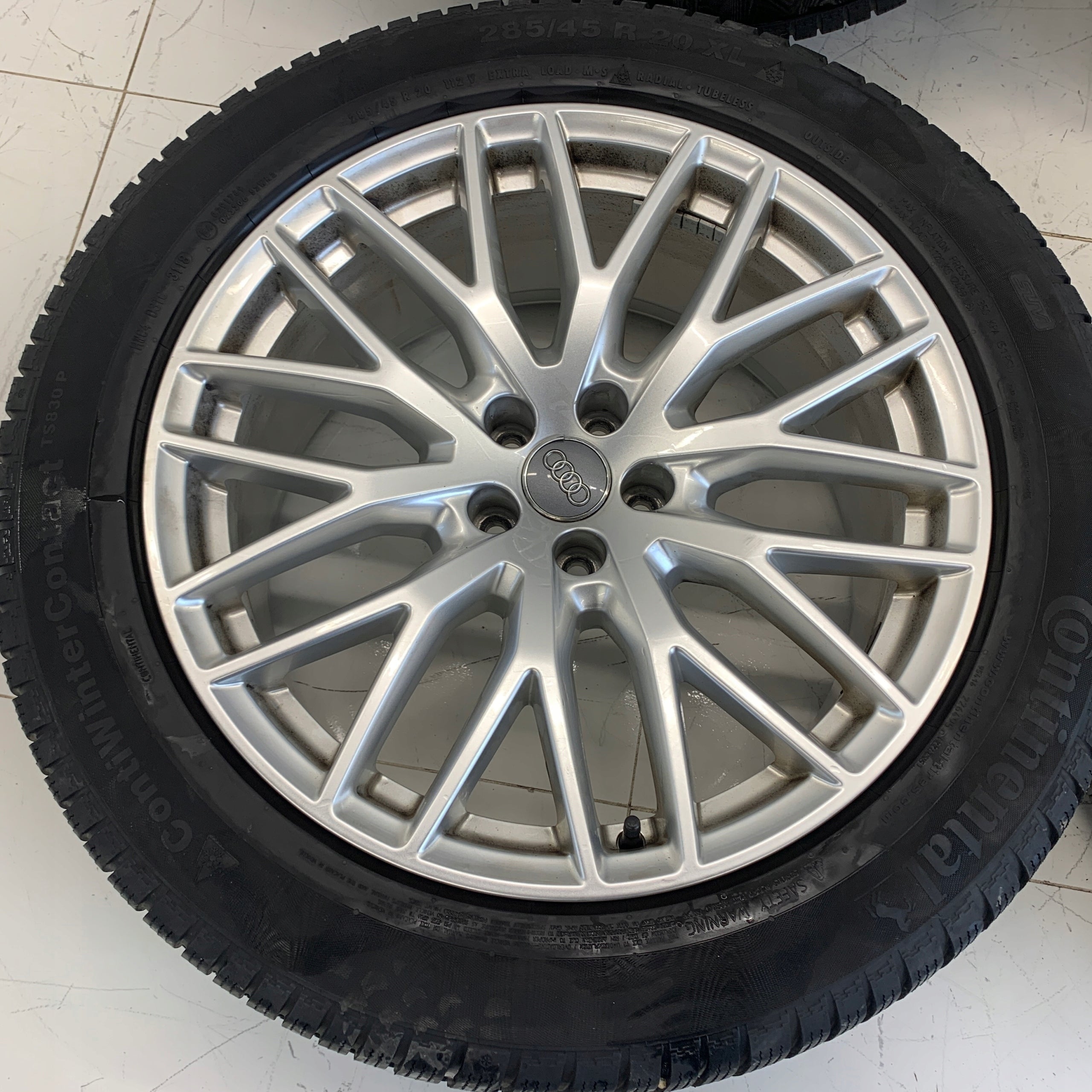 Alu Felge Audi SQ7 Q7 Q8 Aluminum rim 20 Zoll 9.0J 5x112 33ET 4M0601025