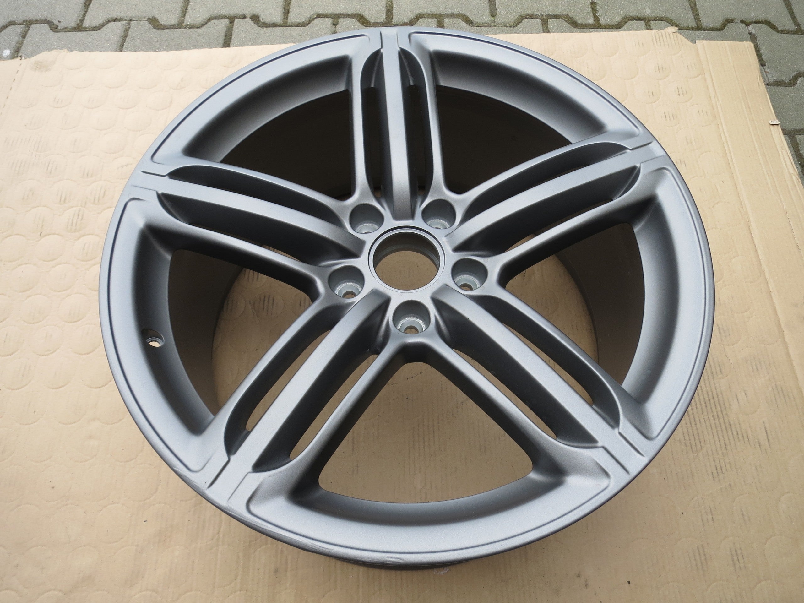 1x Alu Felge Audi Q7 Aluminum rim 21 Zoll 10.0J 5x130