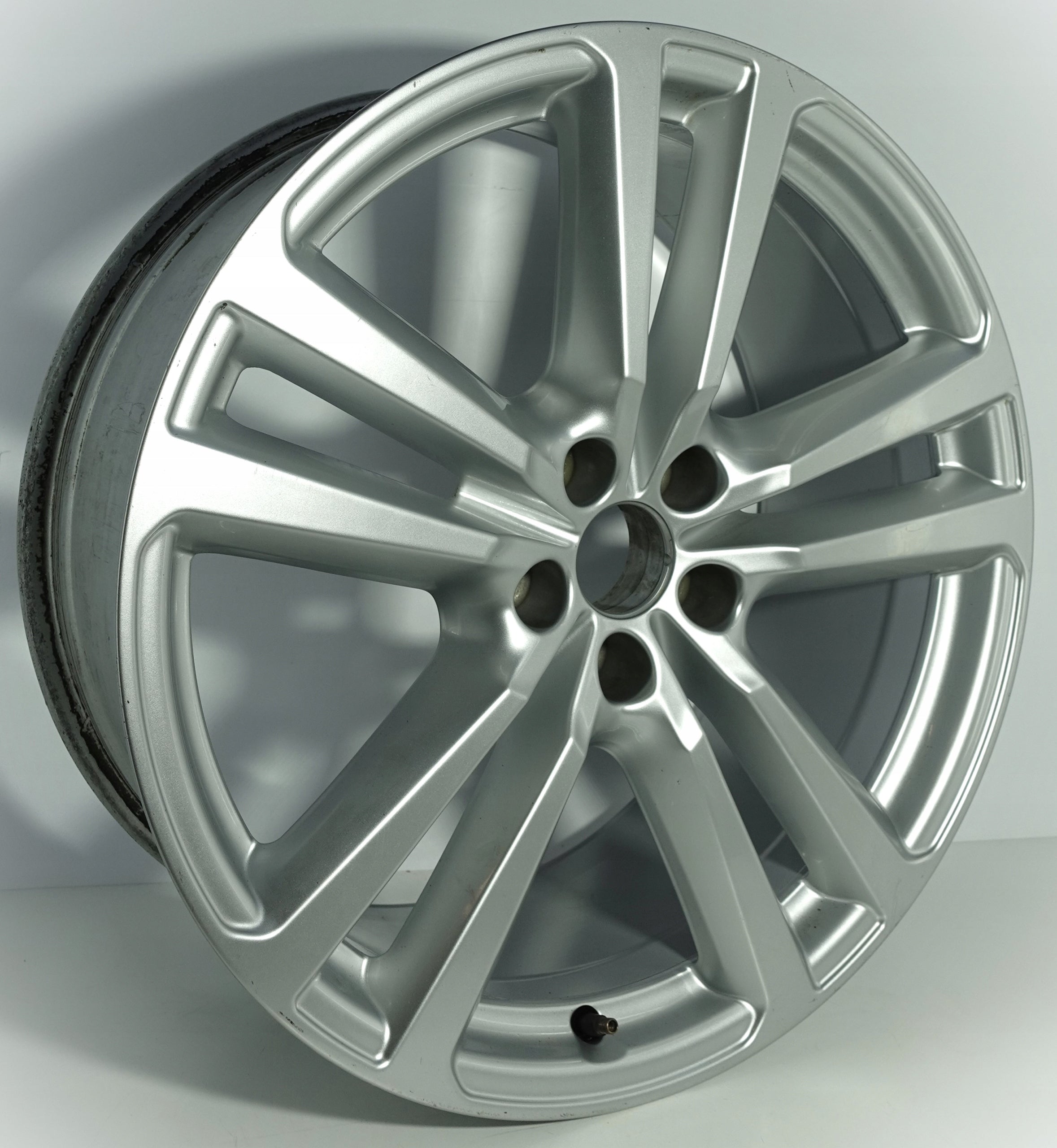  1x Alu Felge Audi Q7 Aluminum rim 20 Zoll 8.0J 5x112 28ET 4M0601025G product image