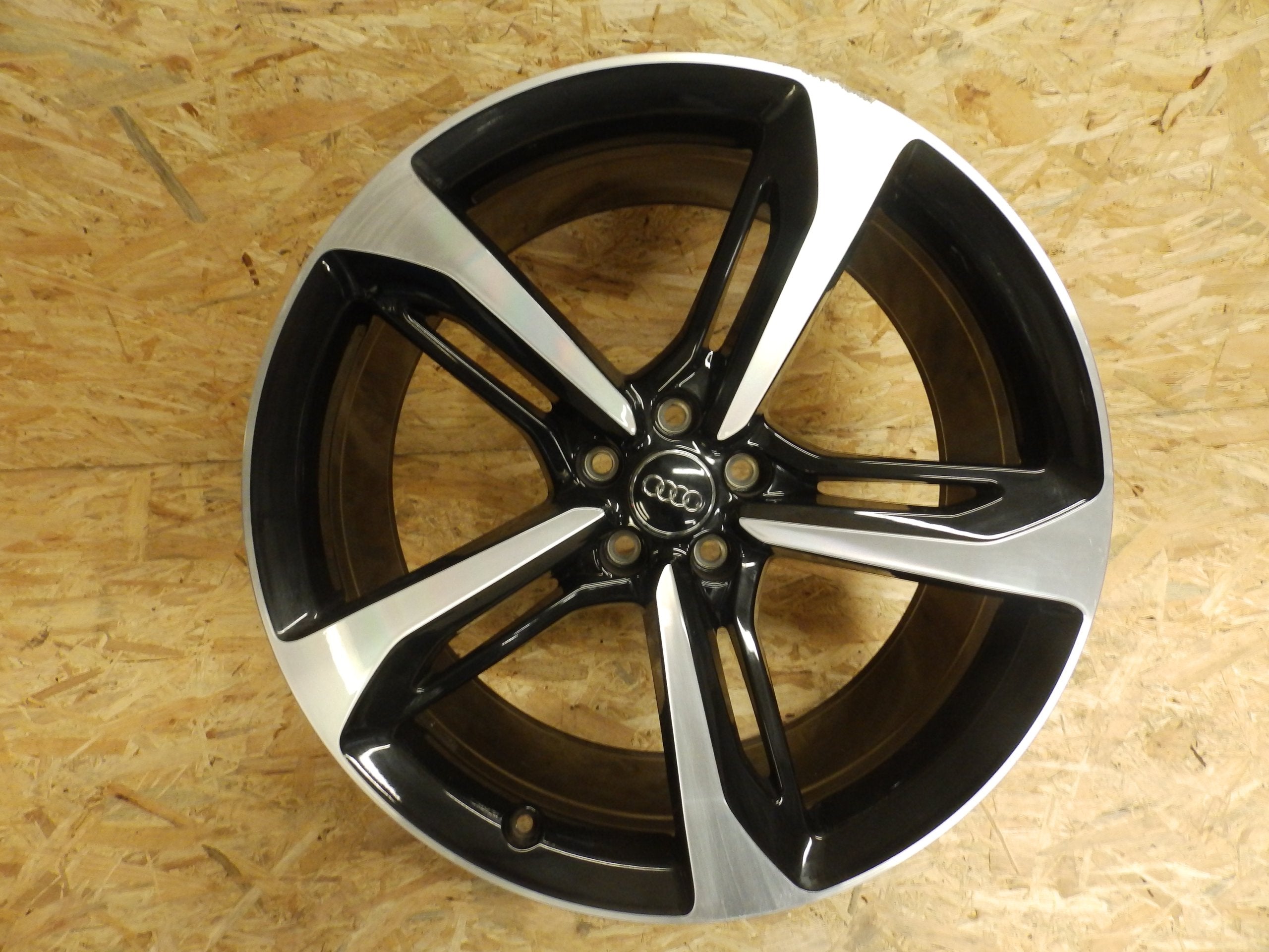 1x aluminum rim Audi Q7 Aluminum rim 21 inch 9.5J 5x112 31ET 