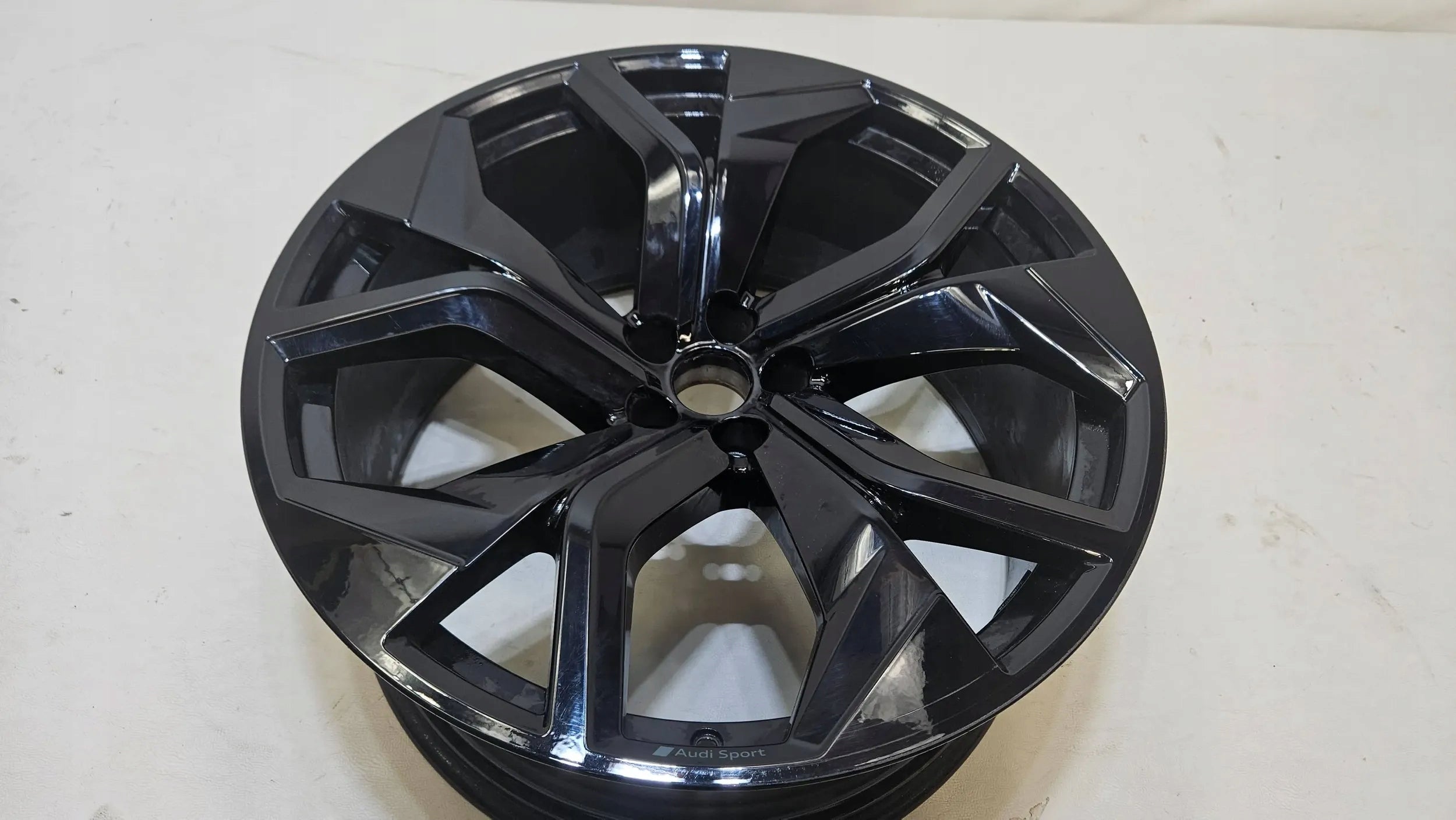 1x Alu Felge Audi SQ8 Q8 Aluminum rim 23 Zoll 4M8601025AG