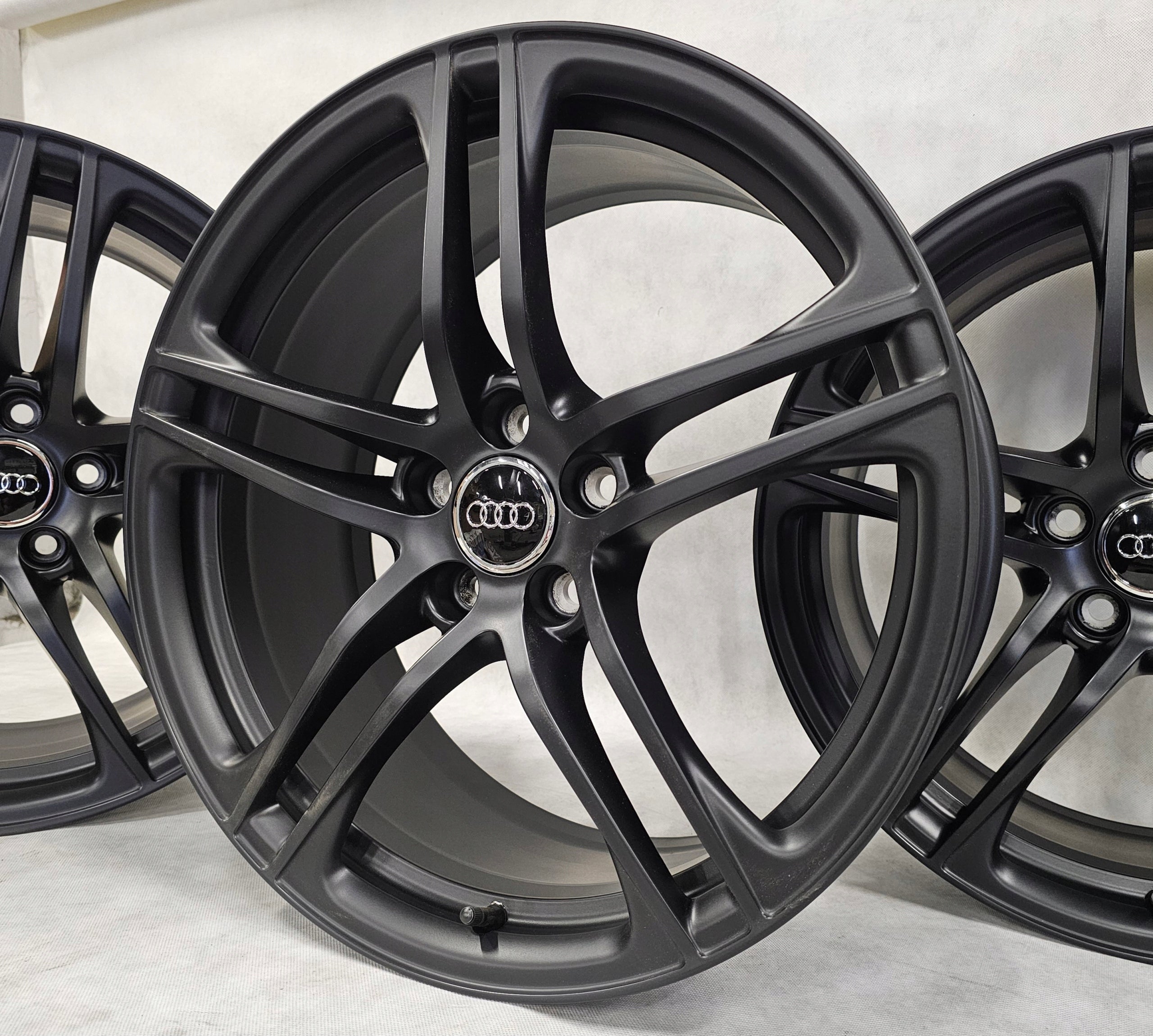 Alu Felge Audi R8 Aluminum rim 19 Zoll 8.5J 5x112 42ET 420601025B