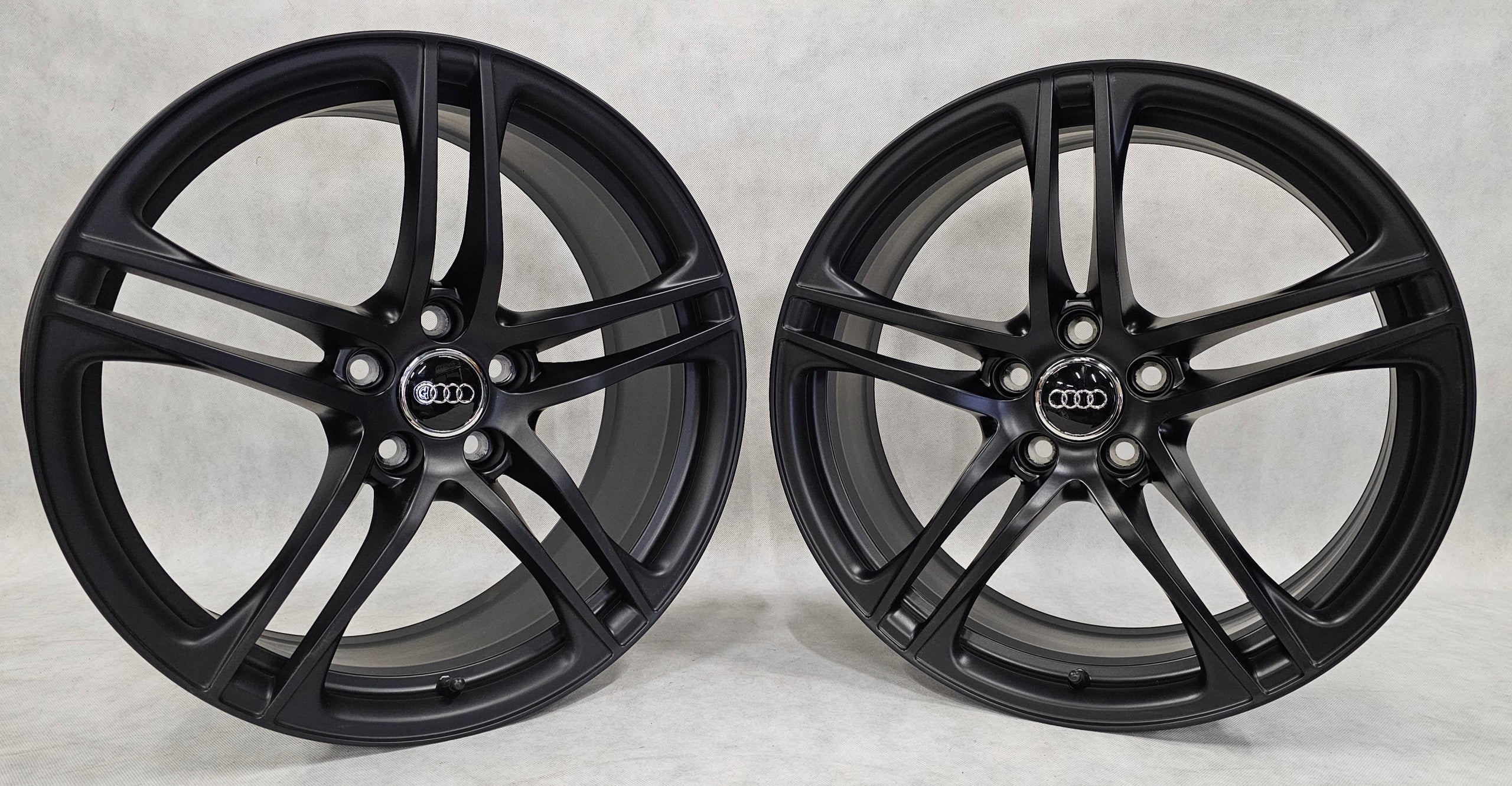 Alu Felge Audi R8 Aluminum rim 19 Zoll 8.5J 5x112 42ET 420601025B