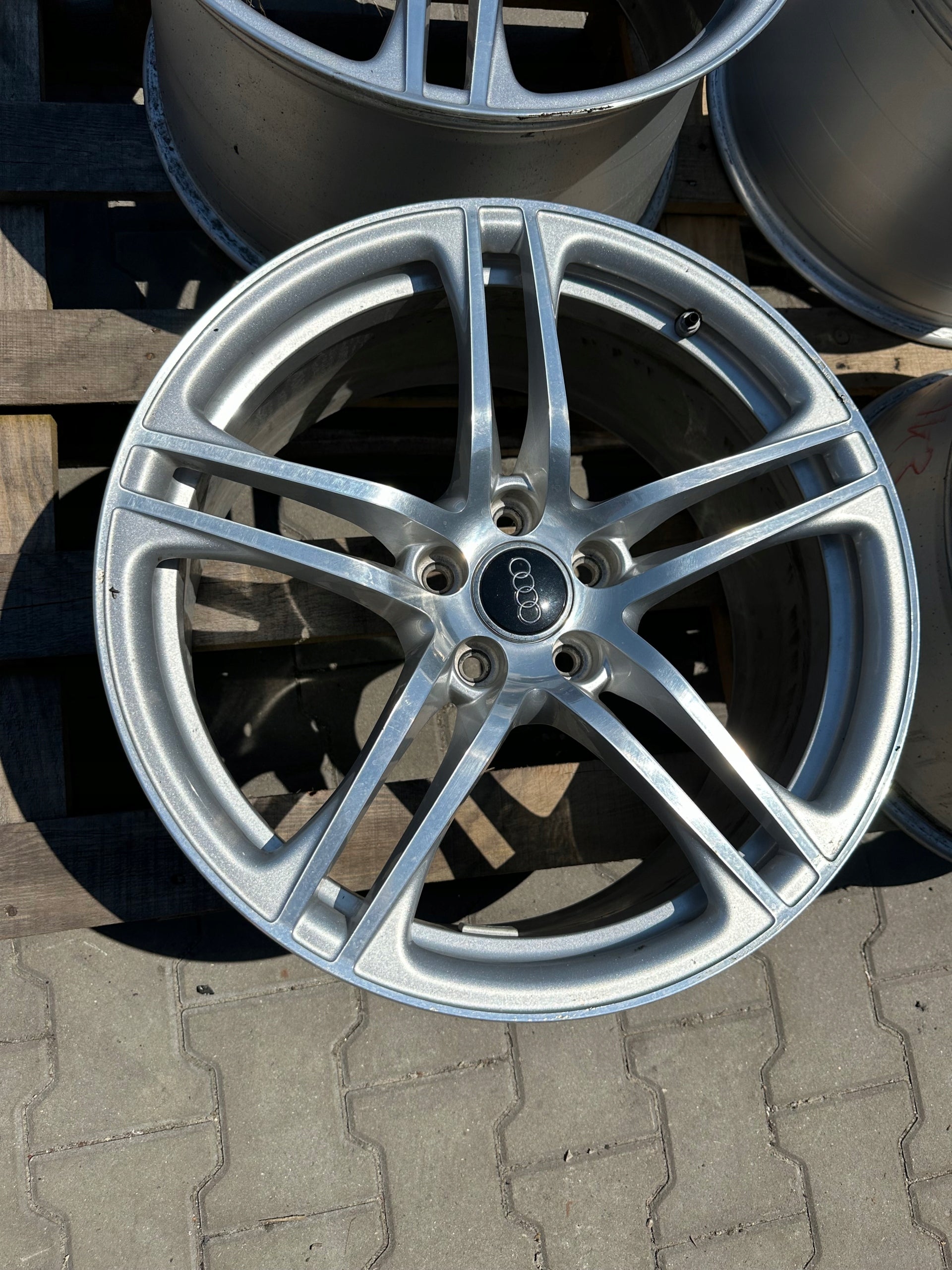 Alu Felge Audi R8 Aluminum rim 19 Zoll 8.5J 5x112 420601025b