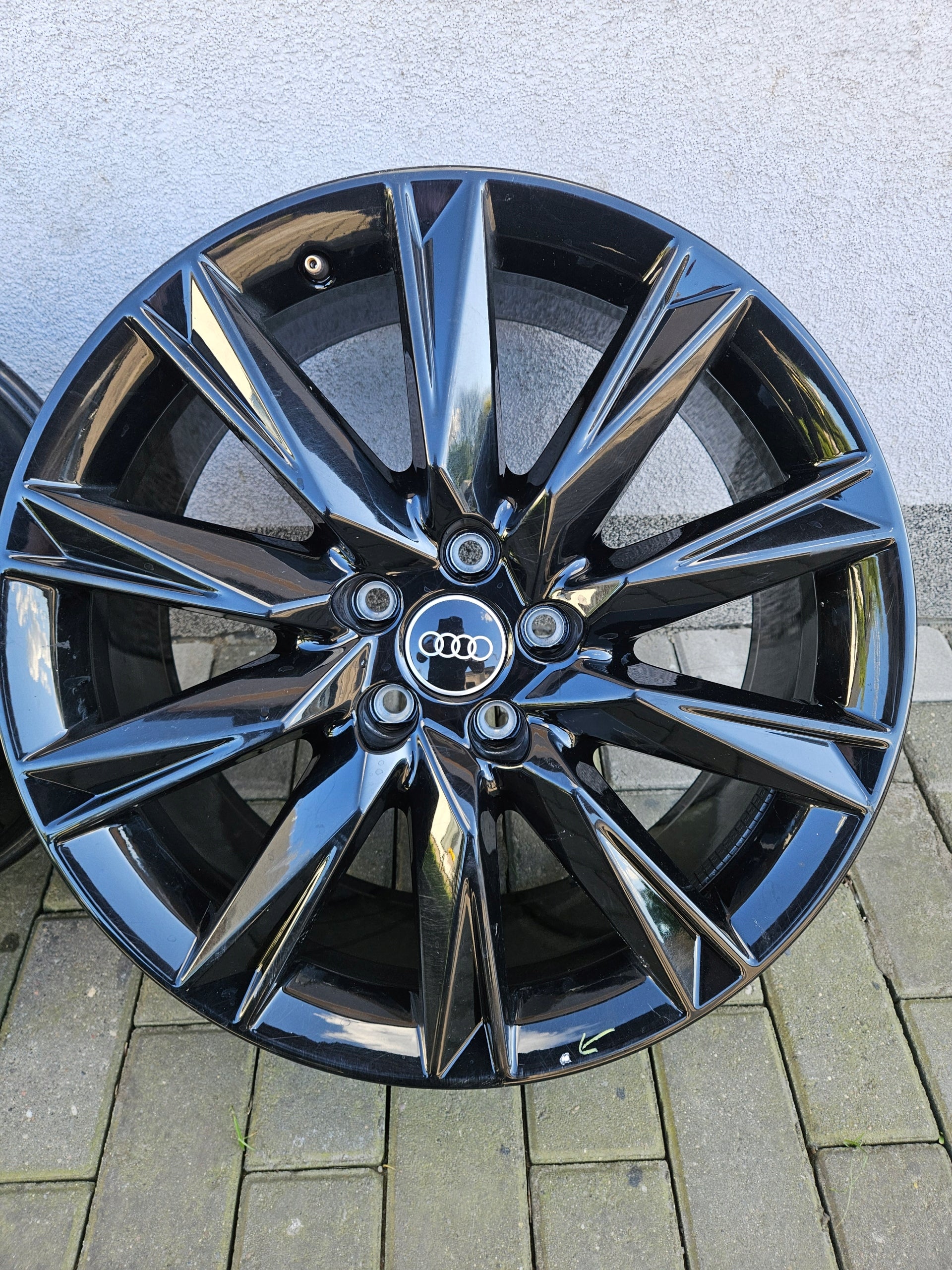 1x Alu Felge Audi A2 Aluminum rim 19 Zoll 8.0J 5x112 45ET 89A071499