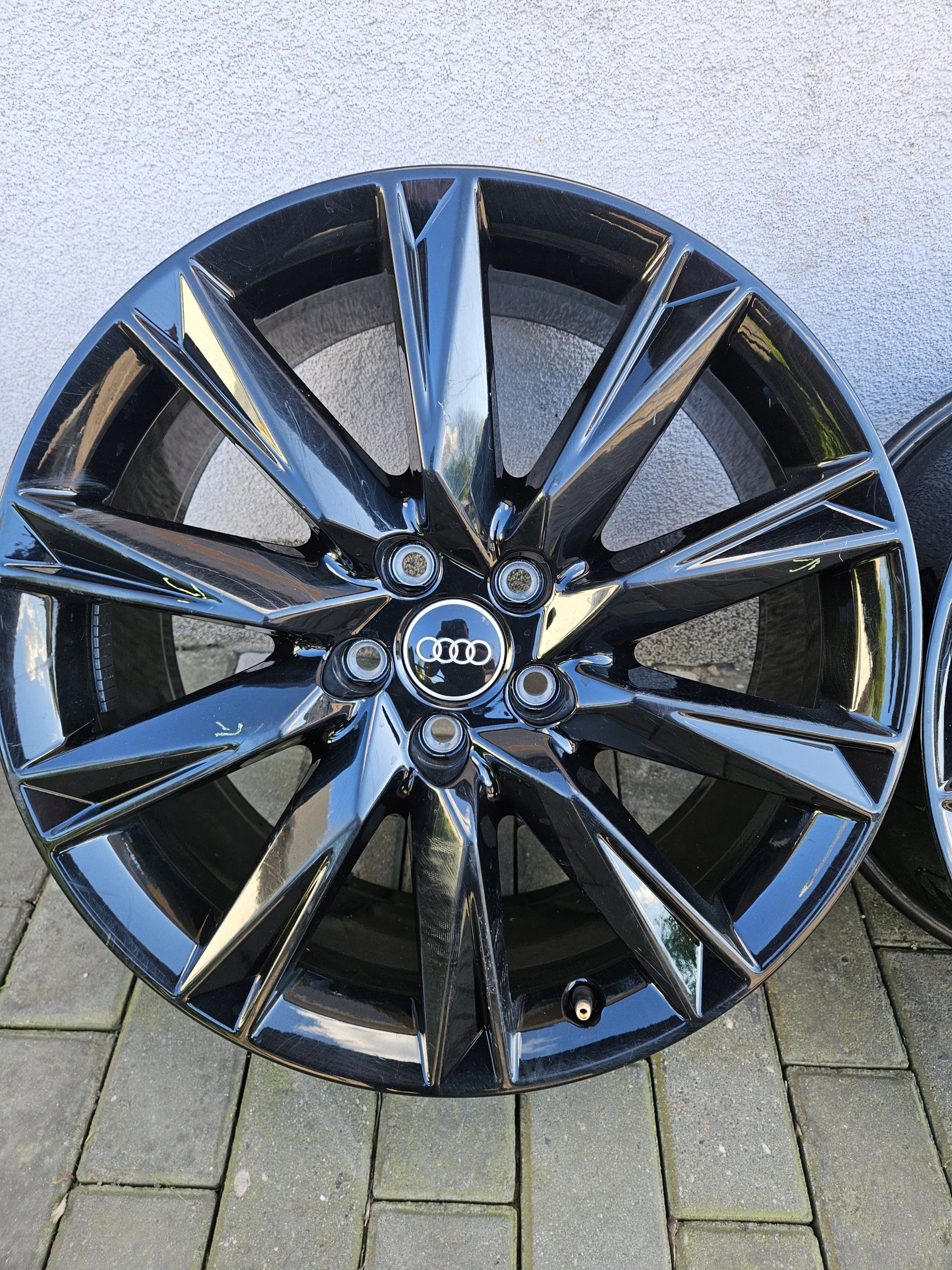 1x Alu Felge Audi A2 Aluminum rim 19 Zoll 8.0J 5x112 45ET 89A071499