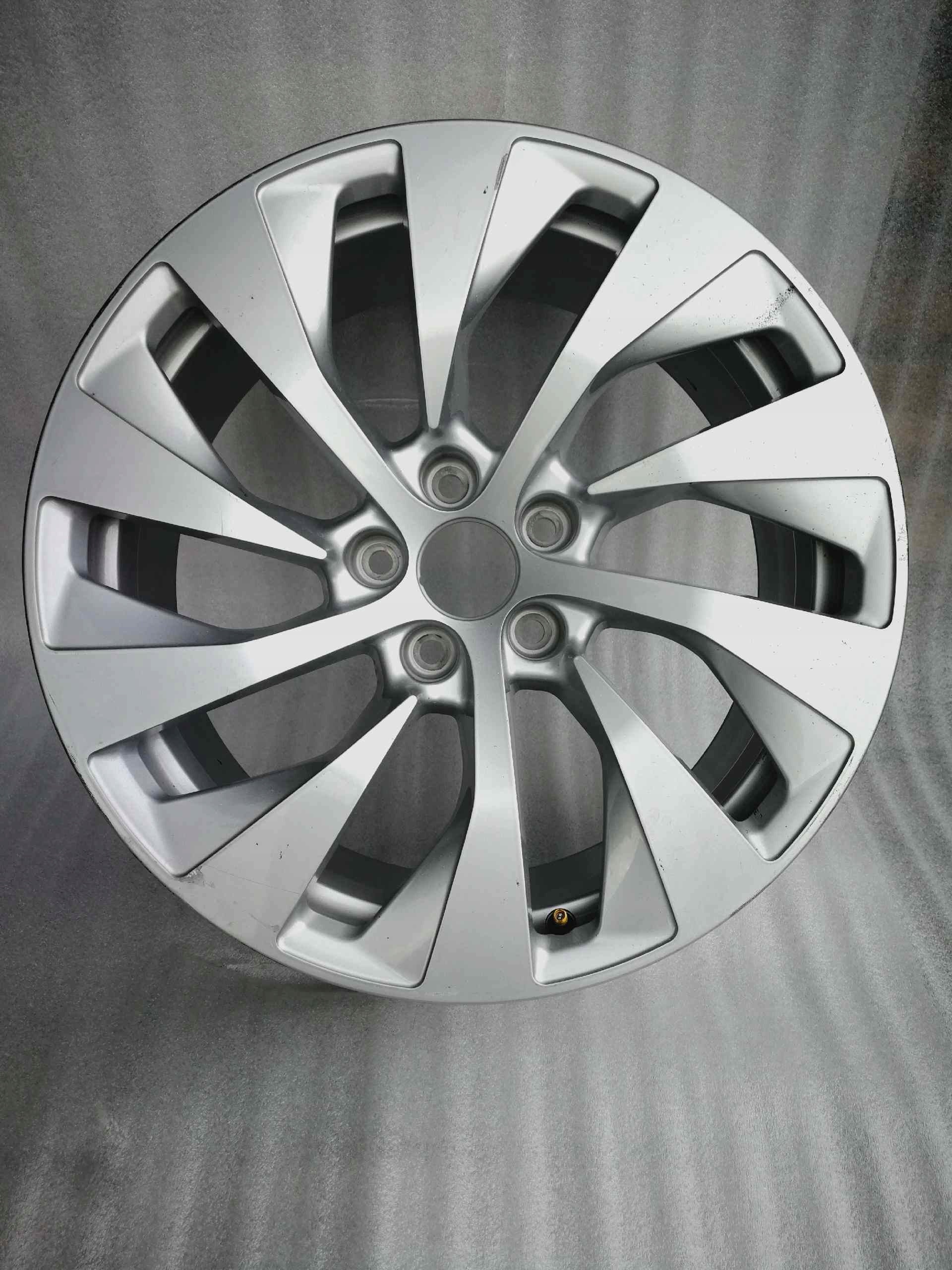 1x Alu Felge Audi A3 Aluminum rim 18 Zoll 8.0J 5x112 26ET 4K8601025A