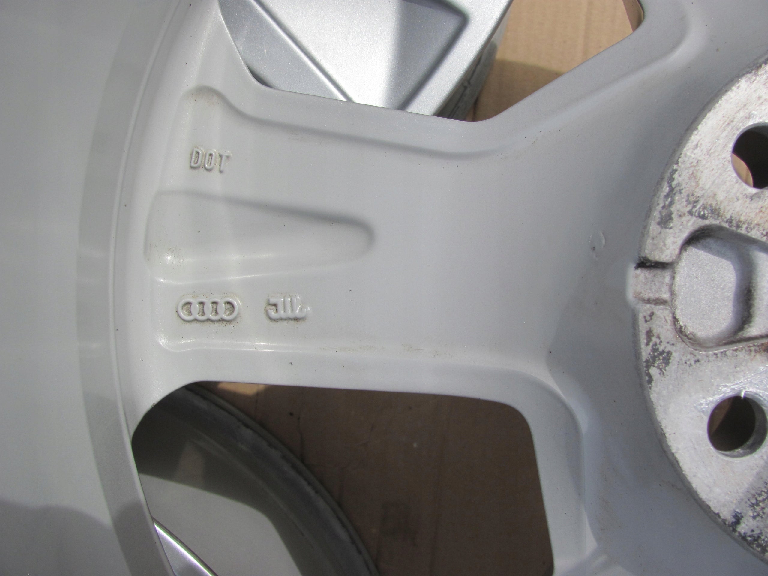 1x Alu Felge Audi Q5 Aluminum rim 19 Zoll 8.0J 5x112