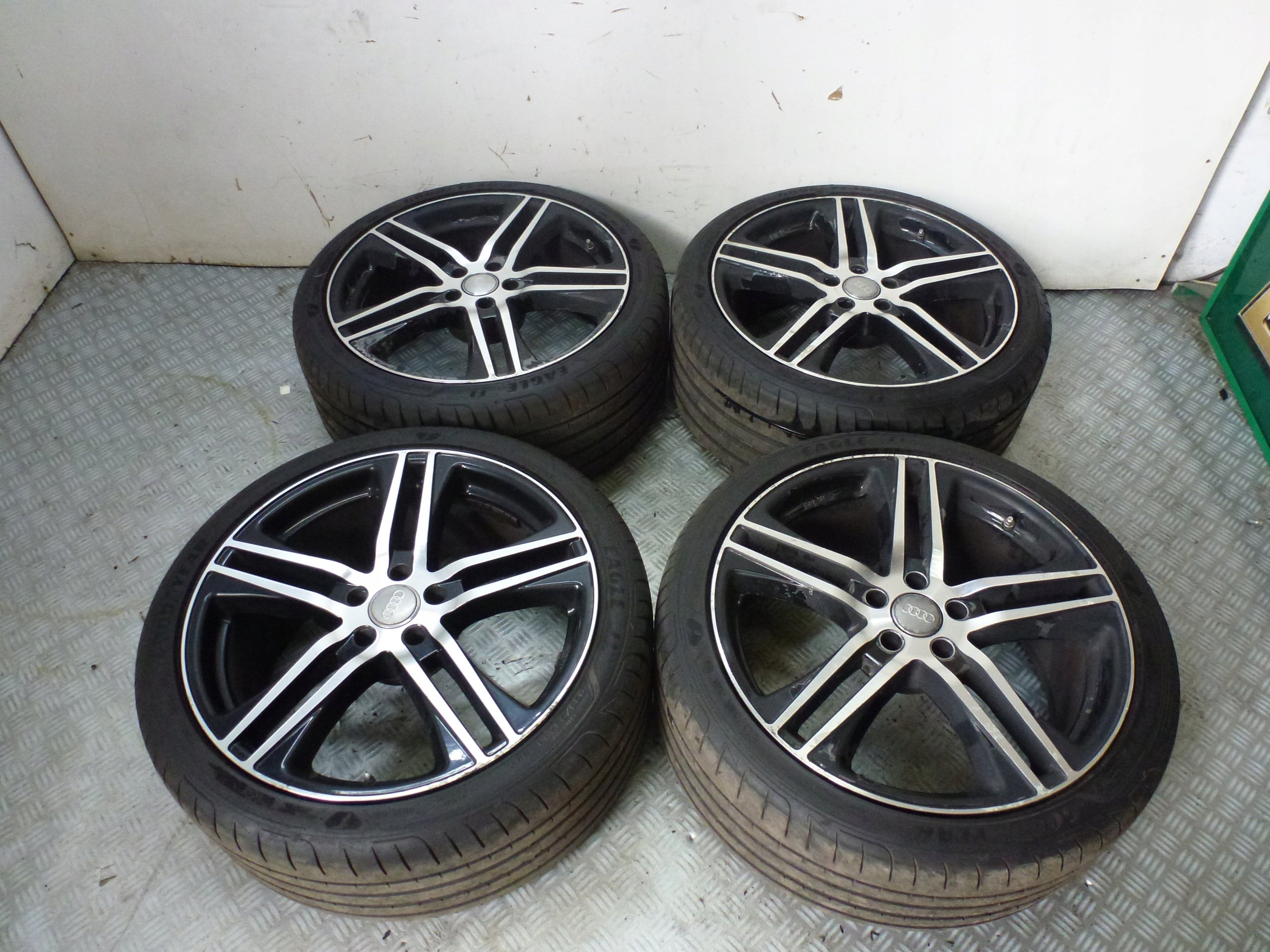 Alu Felge Audi S8 Aluminum rim 20 Zoll 9.0J 5x112