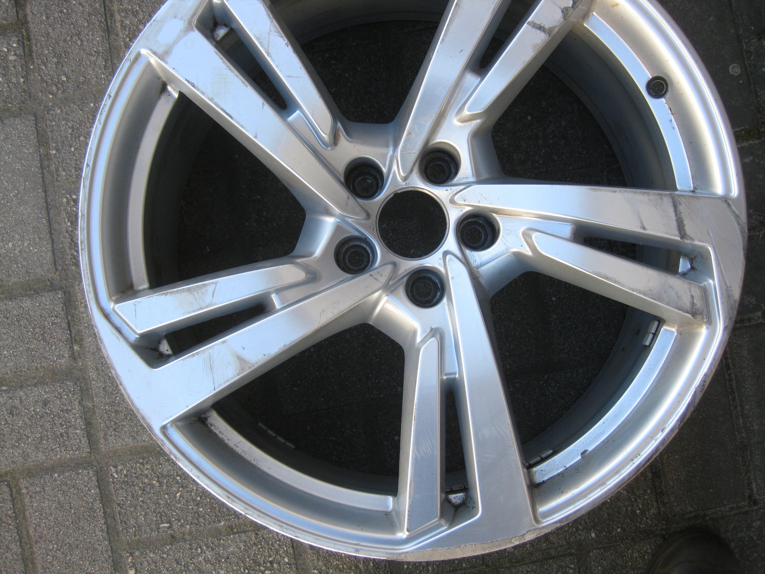 1x Alu Felge Audi S4 Aluminum rim 20 Zoll 8.5J 5x112 30ET