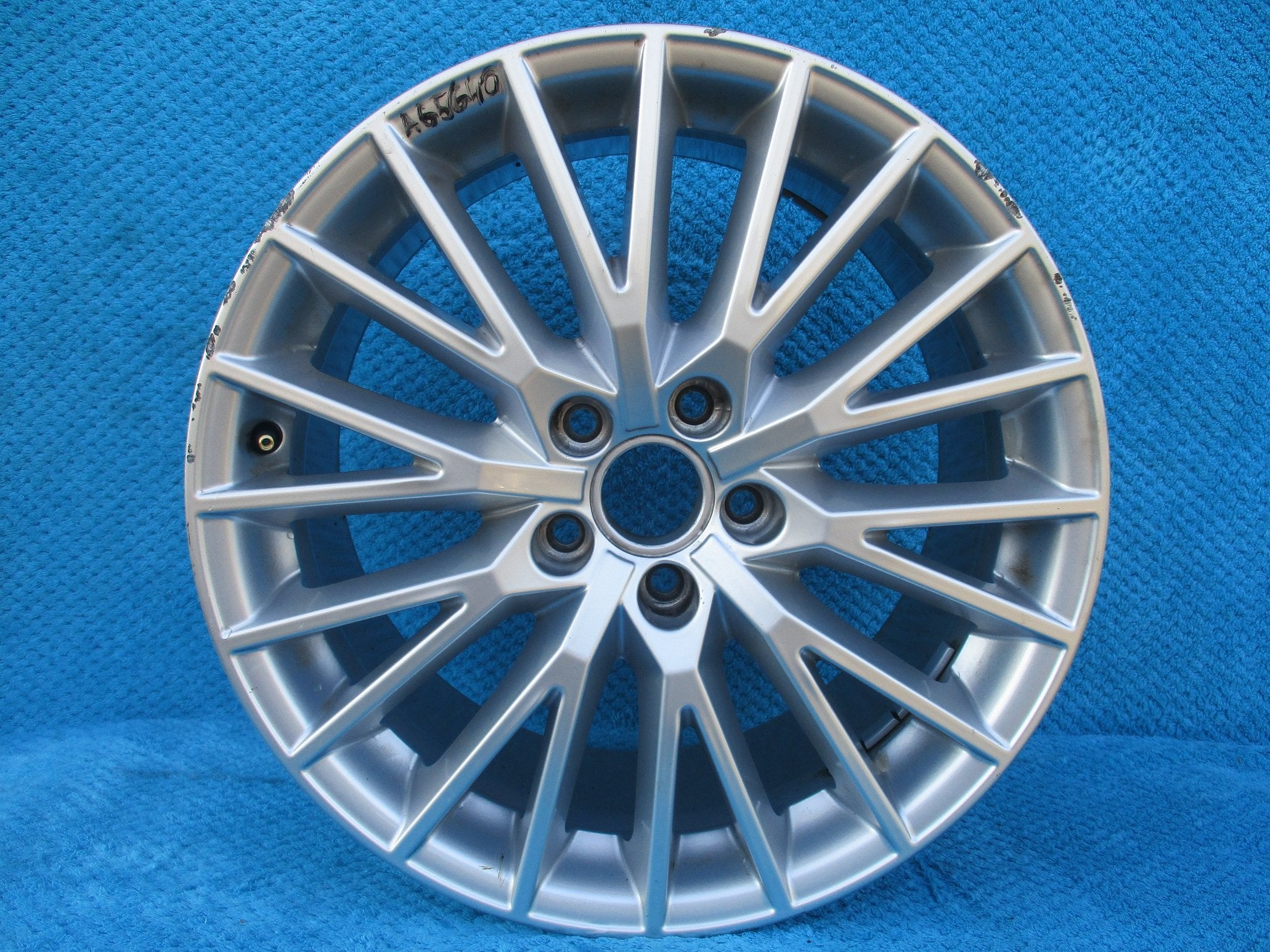 1x Alu Felge Audi TTS TT Aluminum rim 18 Zoll 8.5J 5x112 50ET