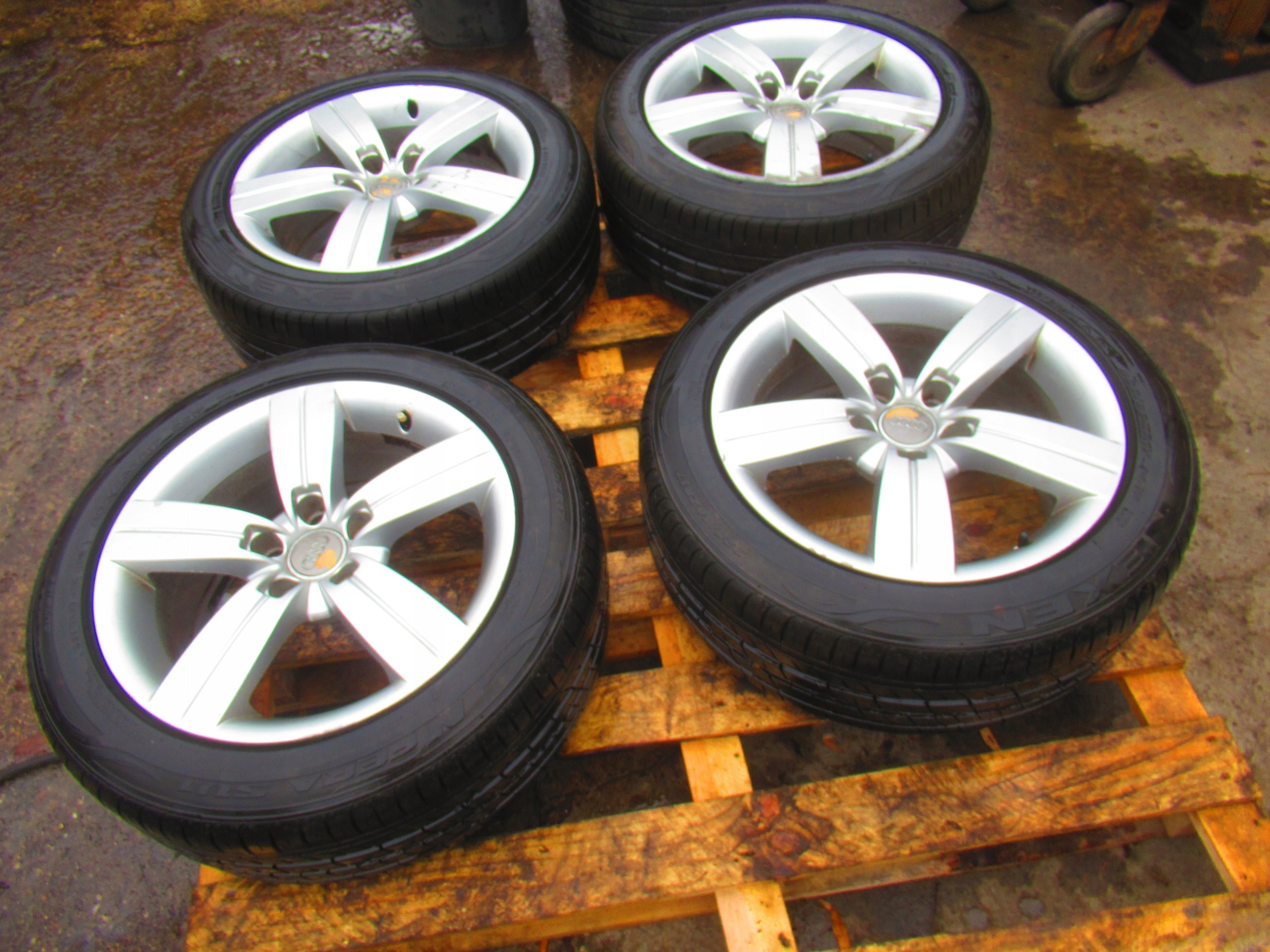 Alu Felge Audi TT Aluminum rim 18 Zoll 8.0J 5x112