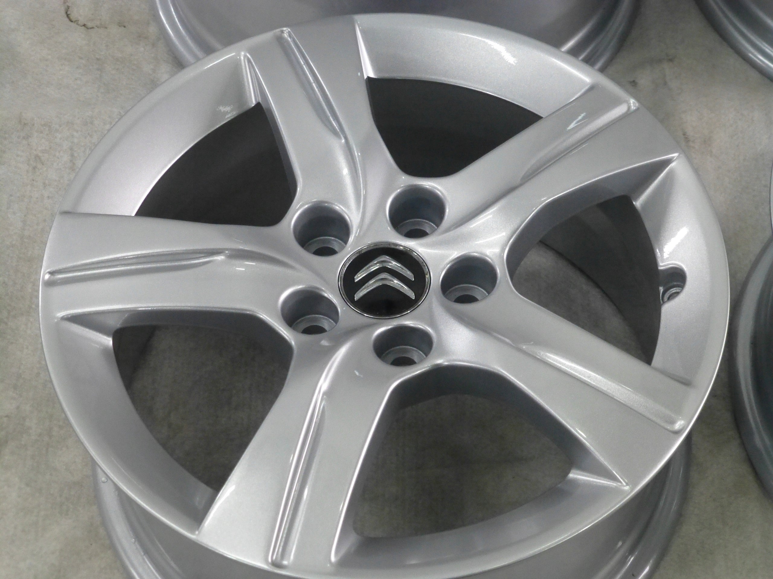 Alu Felge Audi Cabriolet Aluminum rim 17 Zoll 7.0J 5x108 46ET