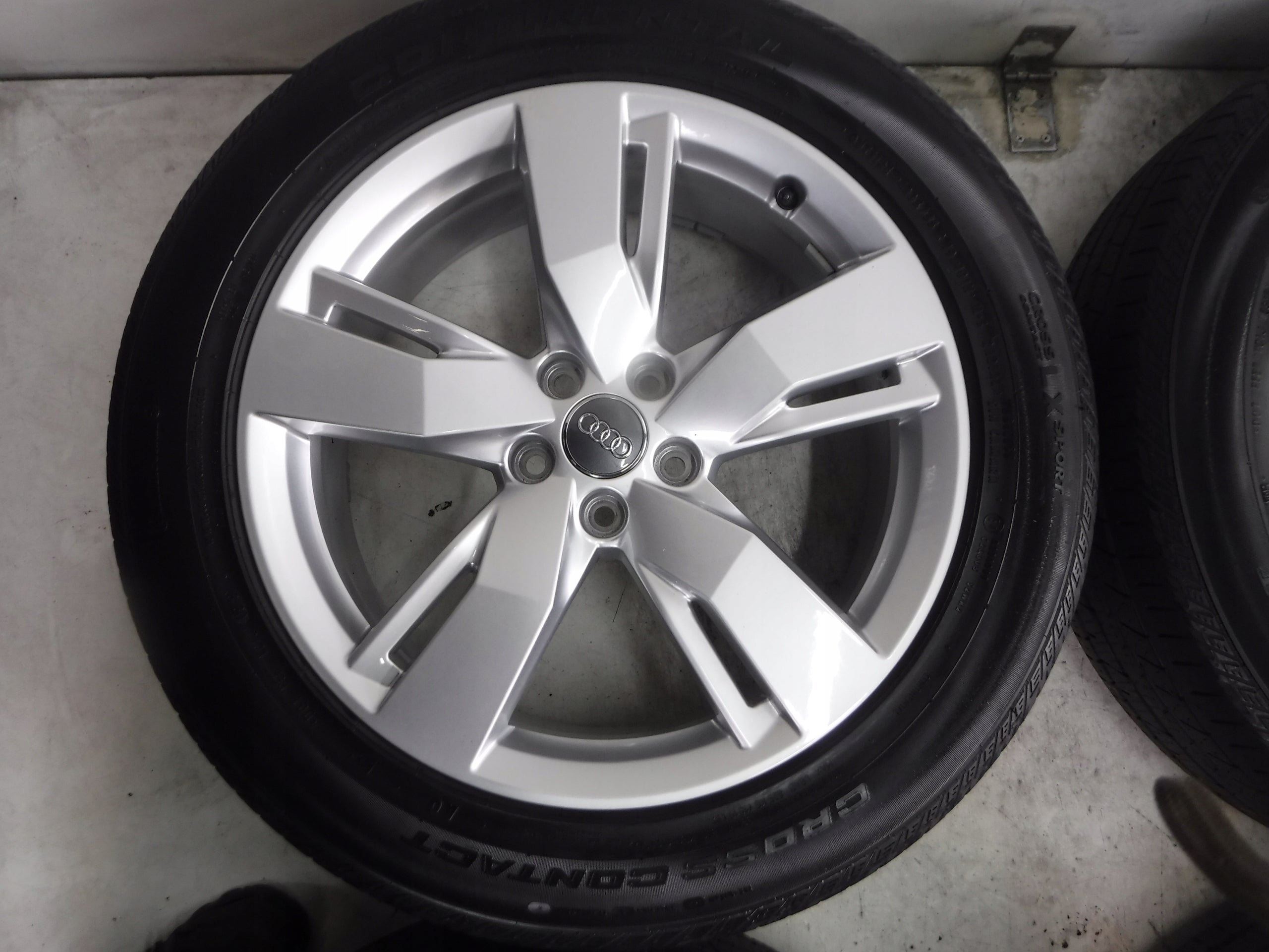 Alu Felge Audi Q5 Aluminum rim 19 Zoll 8.0J 5x112 39ET